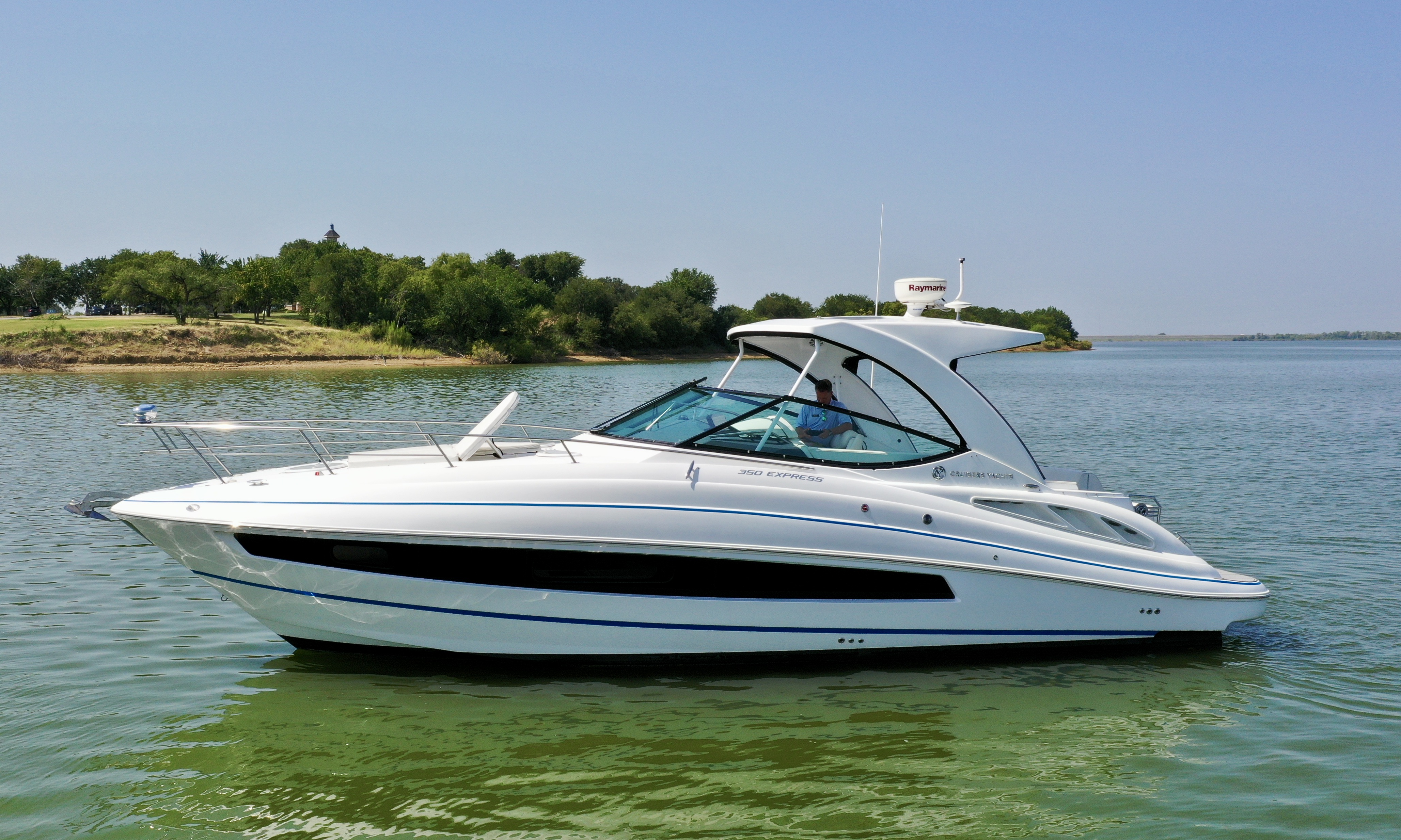 港 Used 2018 Cruisers Yachts 35 Express, 75056 Lewisville - Boat Trader