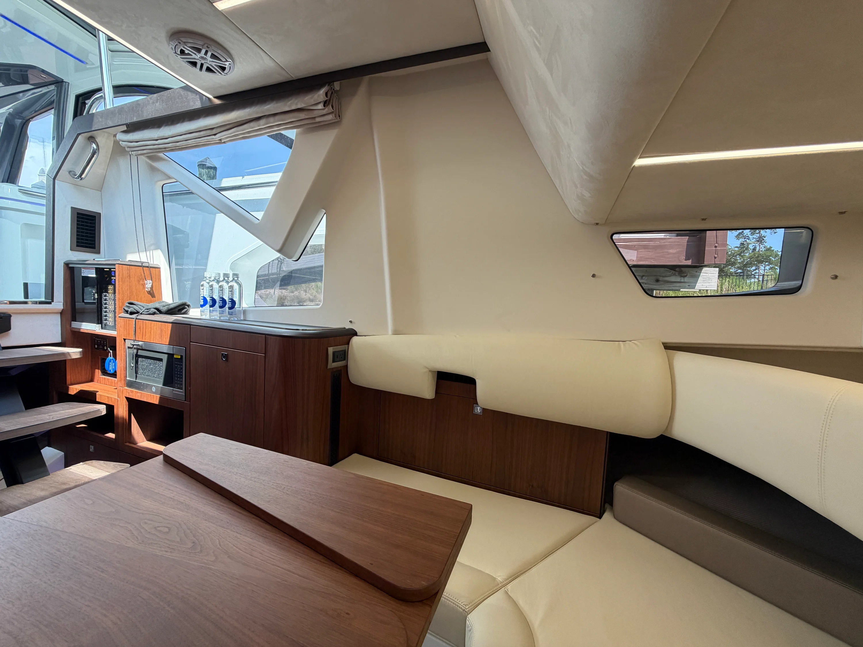 2024 Galeon 375 GTO Image Thumbnail #16