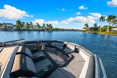 2024 Galeon 375 GTO Image Thumbnail #21