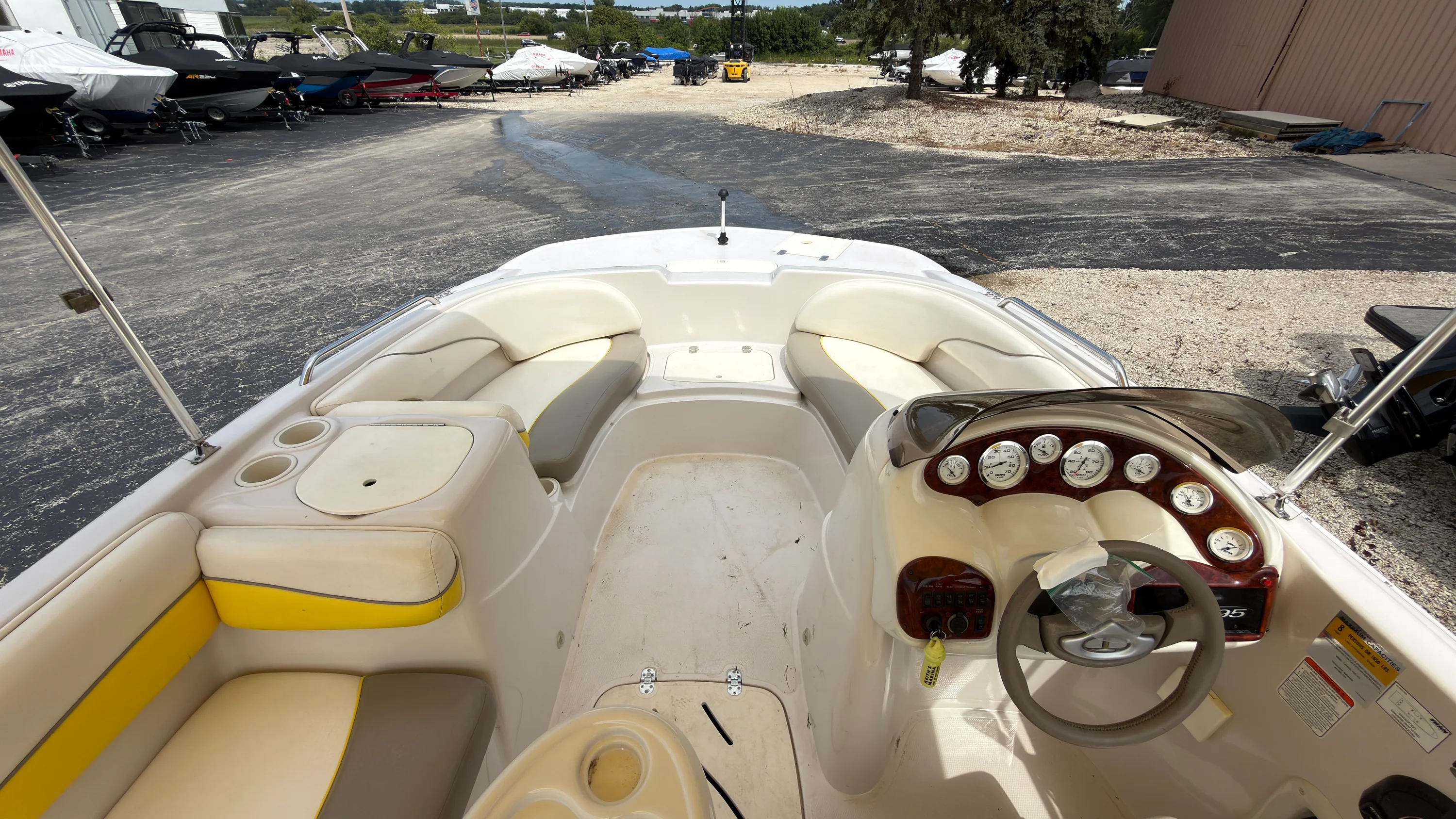 2005 Tahoe 195 Image Thumbnail #14