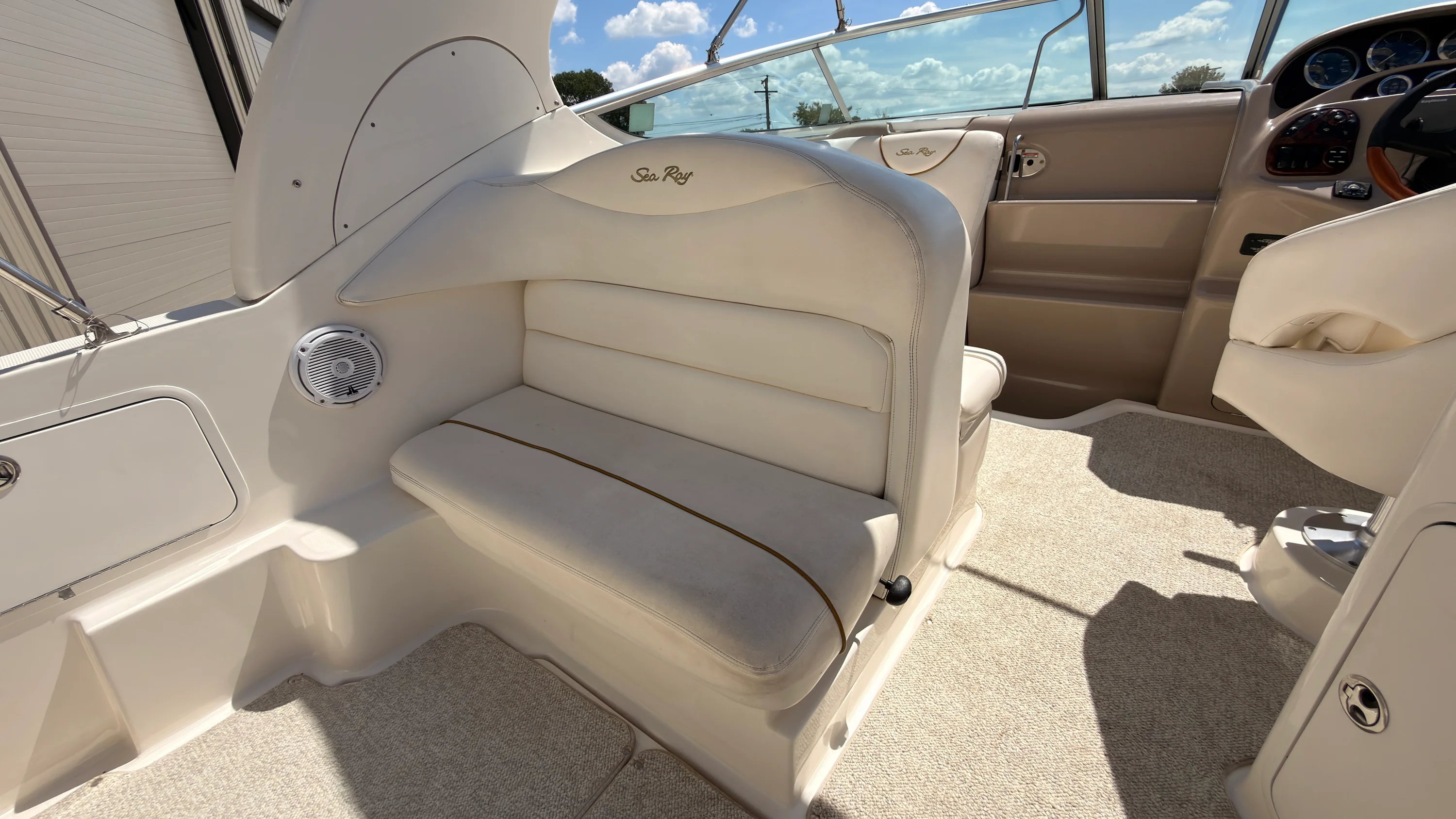 2001 Sea Ray 280 SUNDANCER Image Thumbnail #21