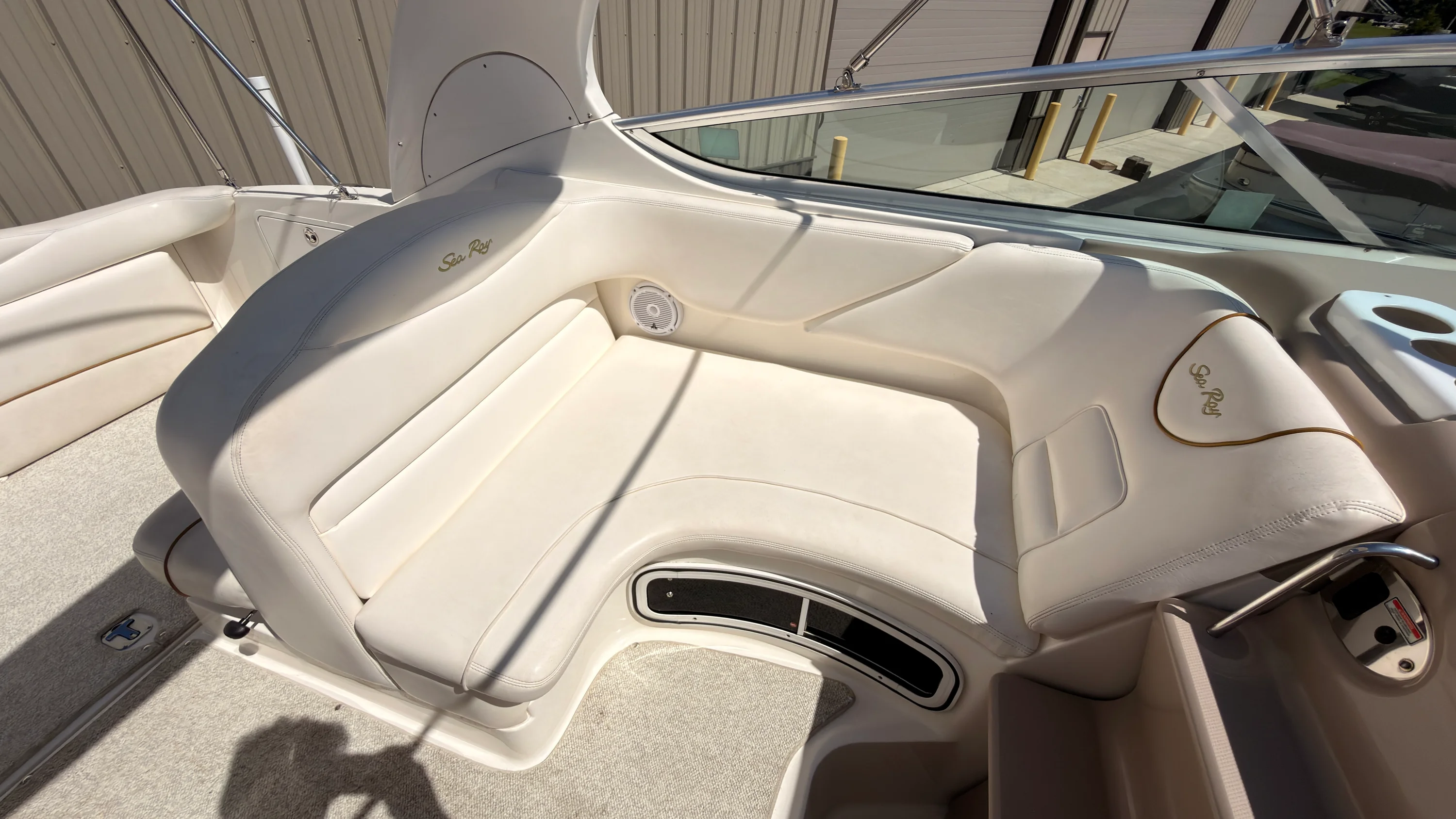 2001 Sea Ray 280 SUNDANCER Image Thumbnail #38