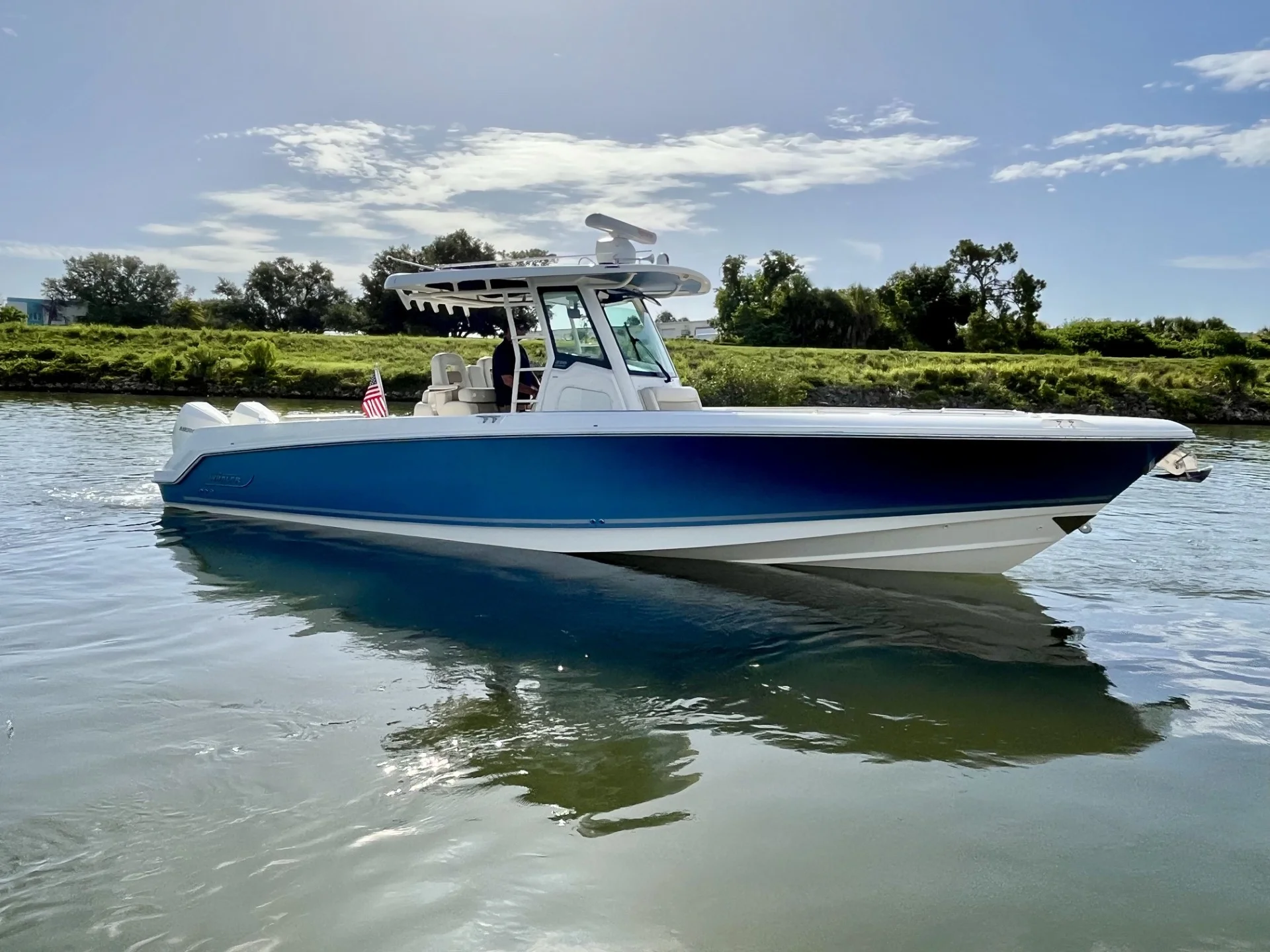 2020 Boston Whaler 330 OUTRAGE Image Thumbnail #7