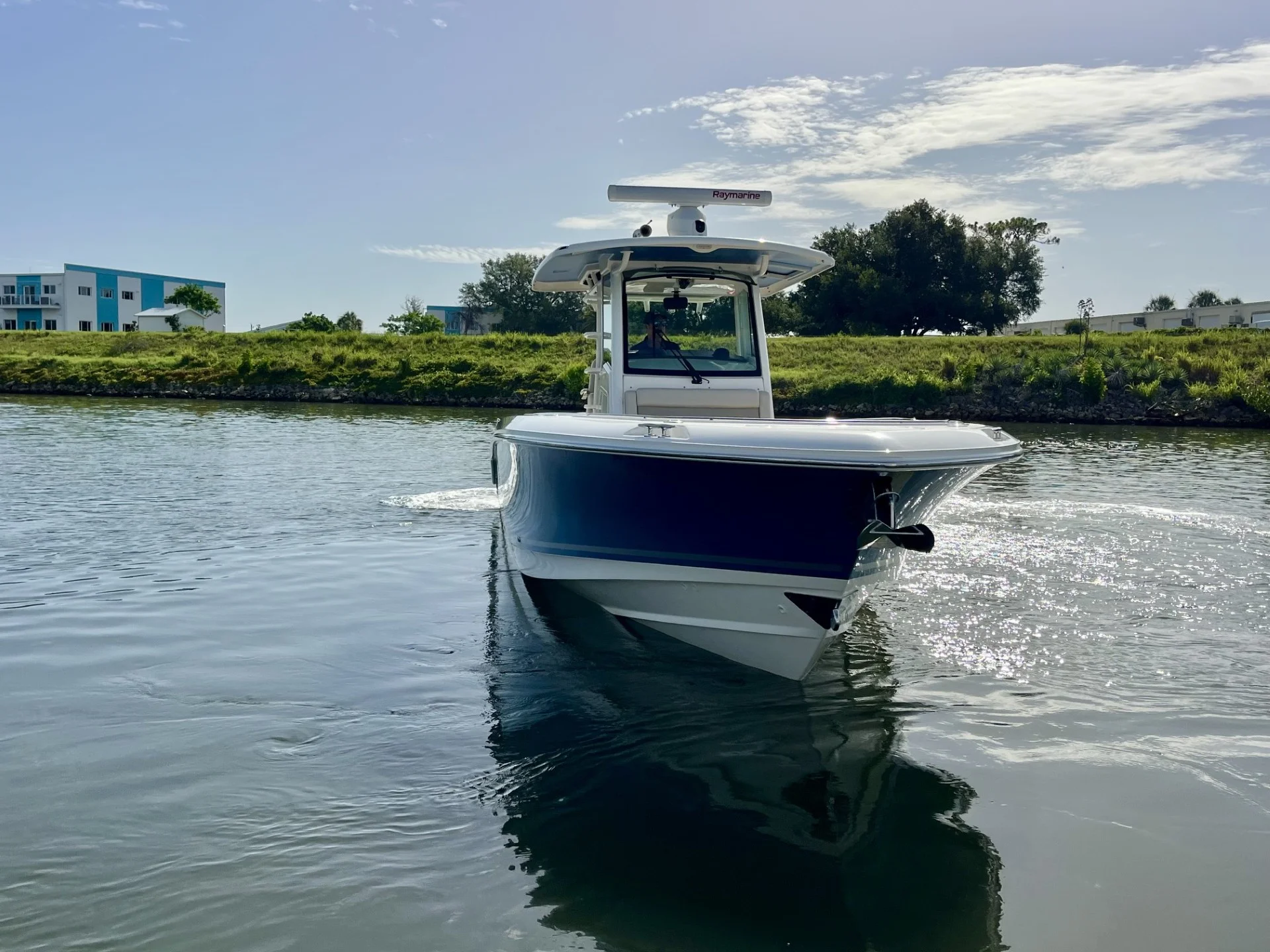 2020 Boston Whaler 330 OUTRAGE Image Thumbnail #4