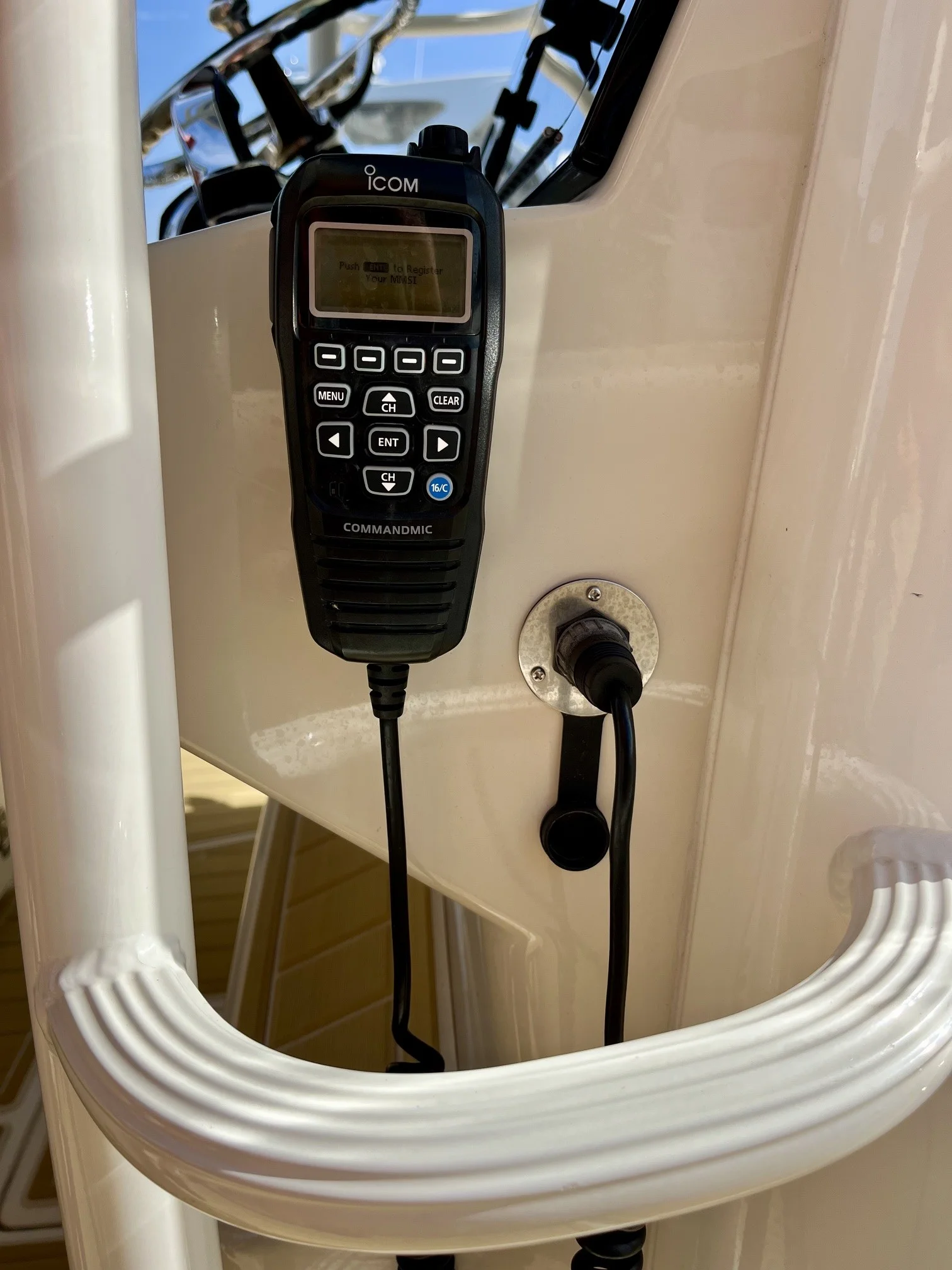 2020 Boston Whaler 330 OUTRAGE Image Thumbnail #25