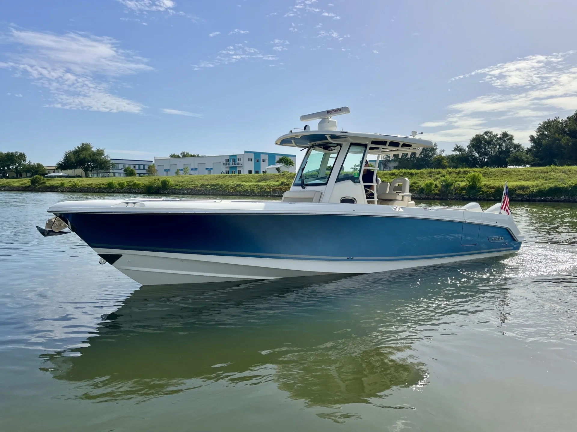 2020 Boston Whaler 330 OUTRAGE Image Thumbnail #0