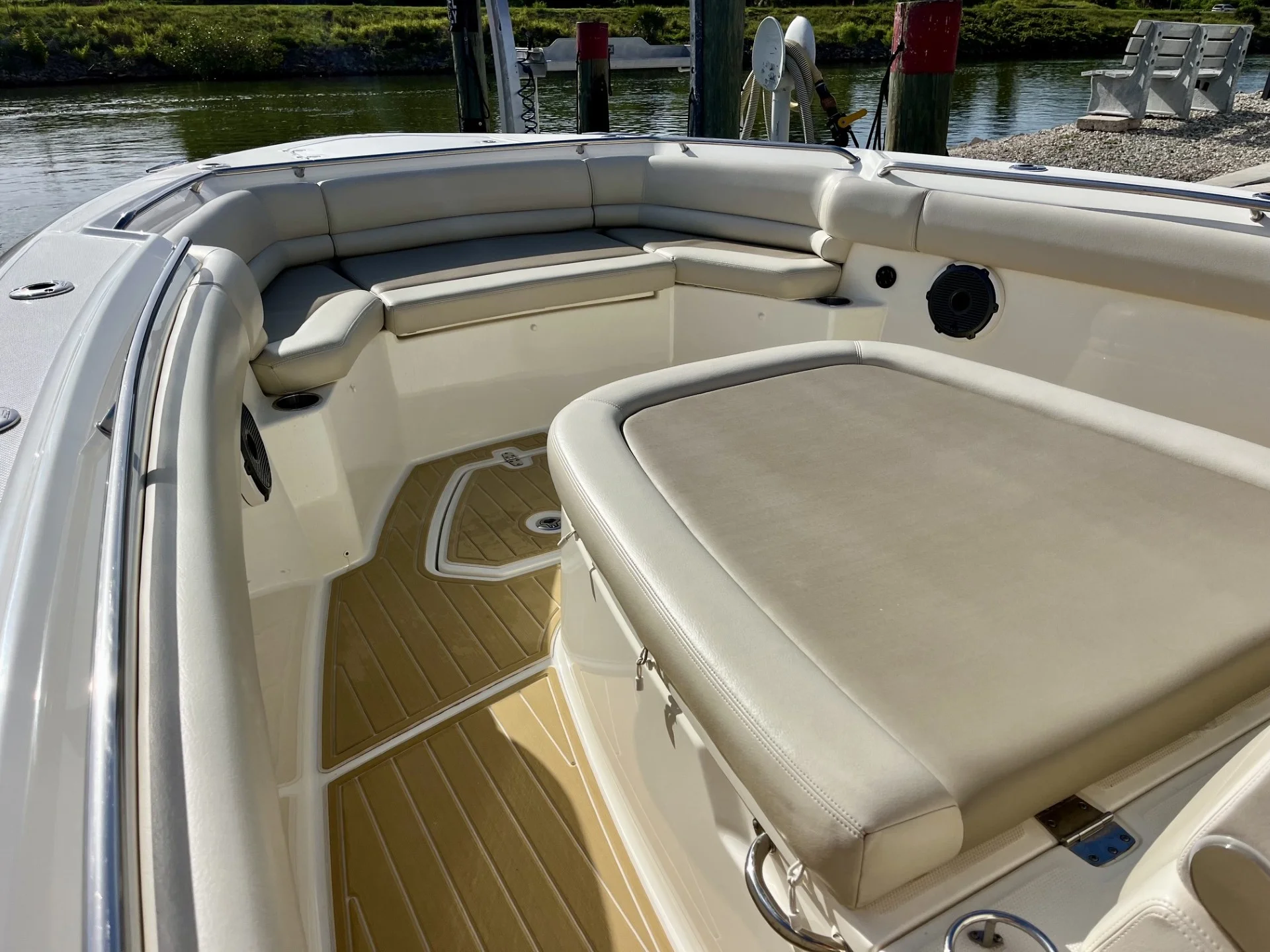 2020 Boston Whaler 330 OUTRAGE Image Thumbnail #16