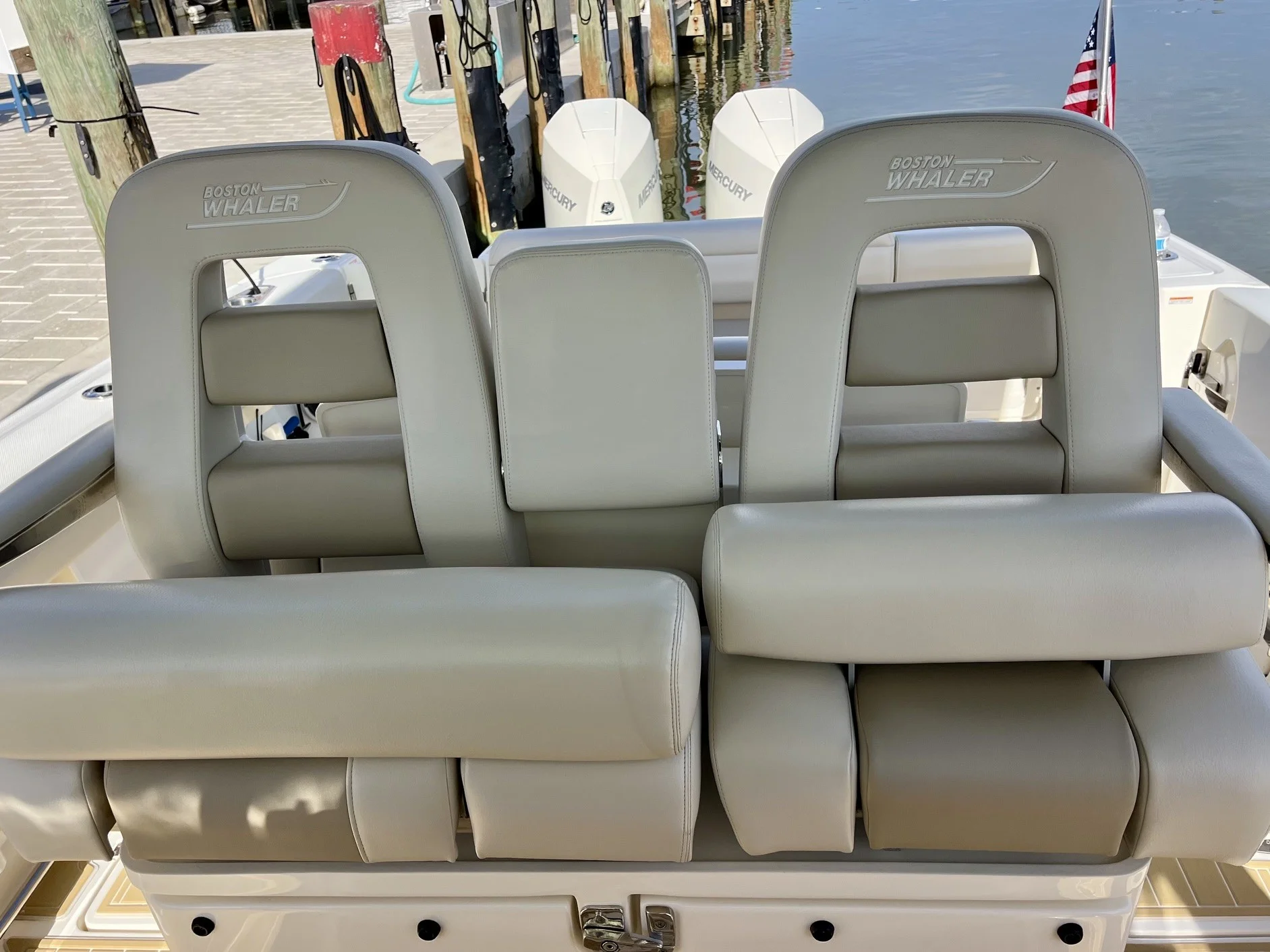 2020 Boston Whaler 330 OUTRAGE Image Thumbnail #23