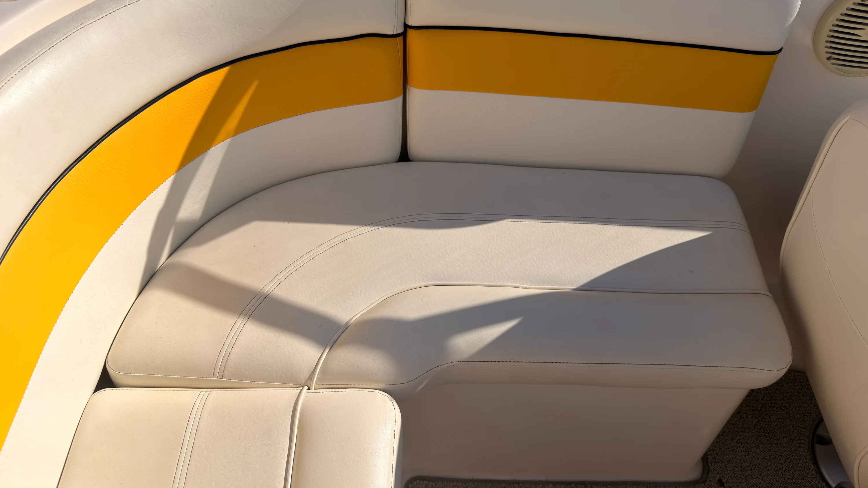 2002 Rinker CAPTIVA 192 Image Thumbnail #10