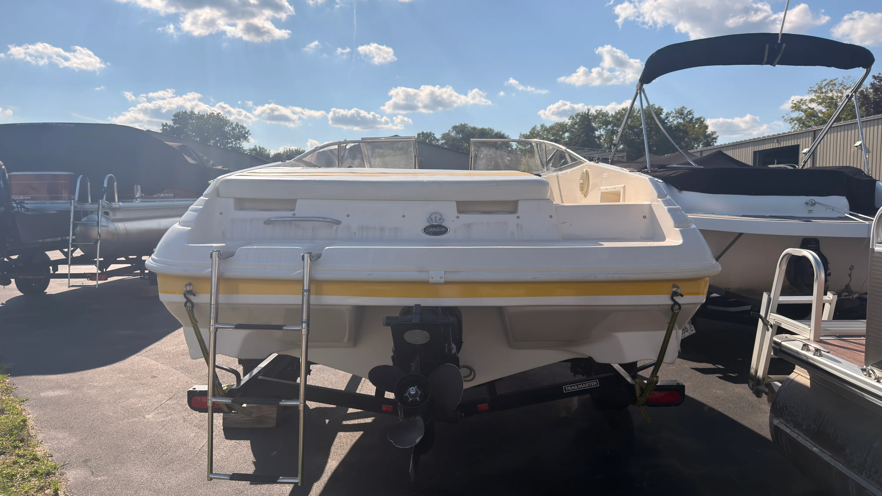 2002 Rinker CAPTIVA 192 Image Thumbnail #3