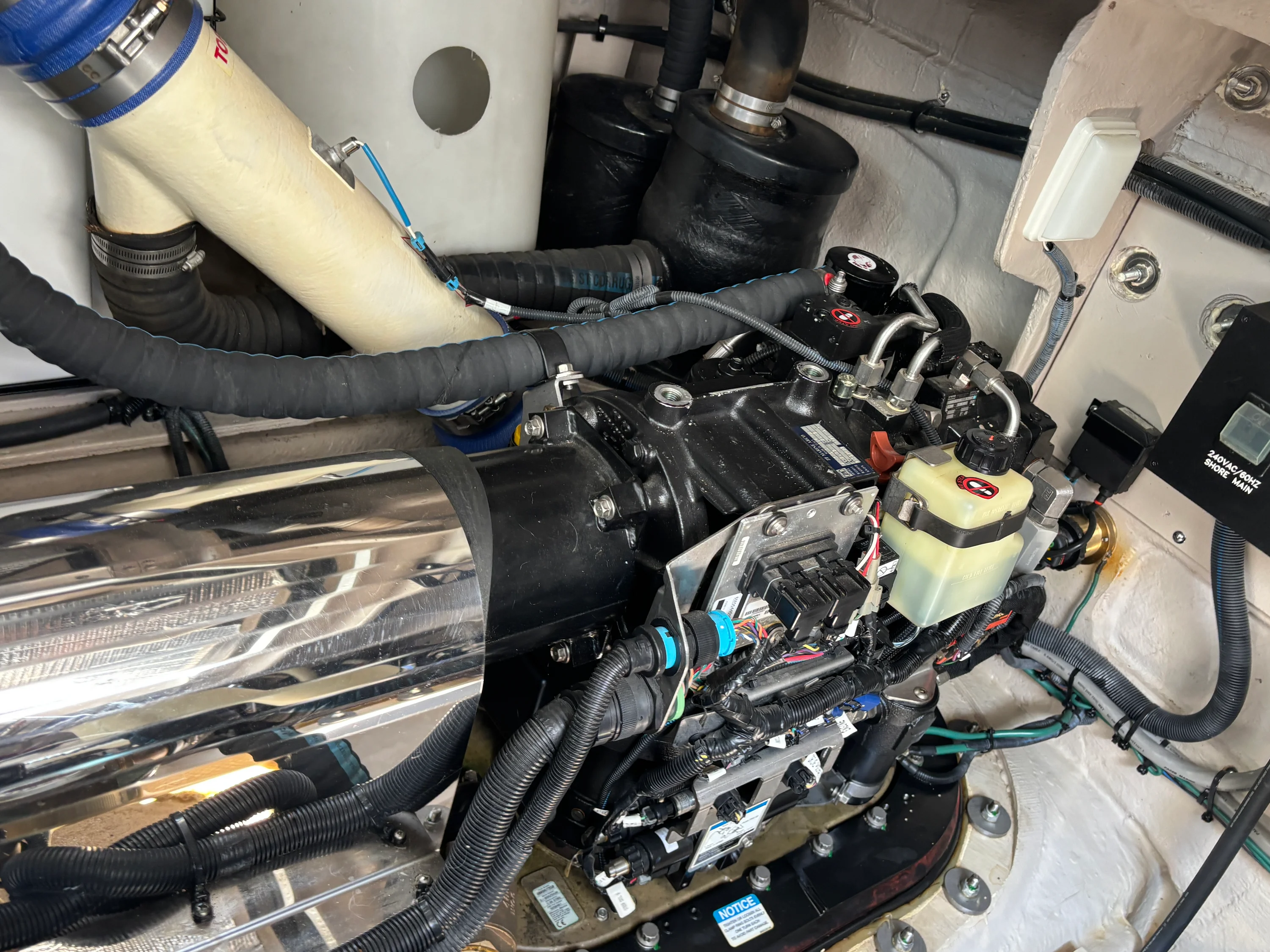 2012 Sea Ray 470 SUNDANCER Image Thumbnail #31