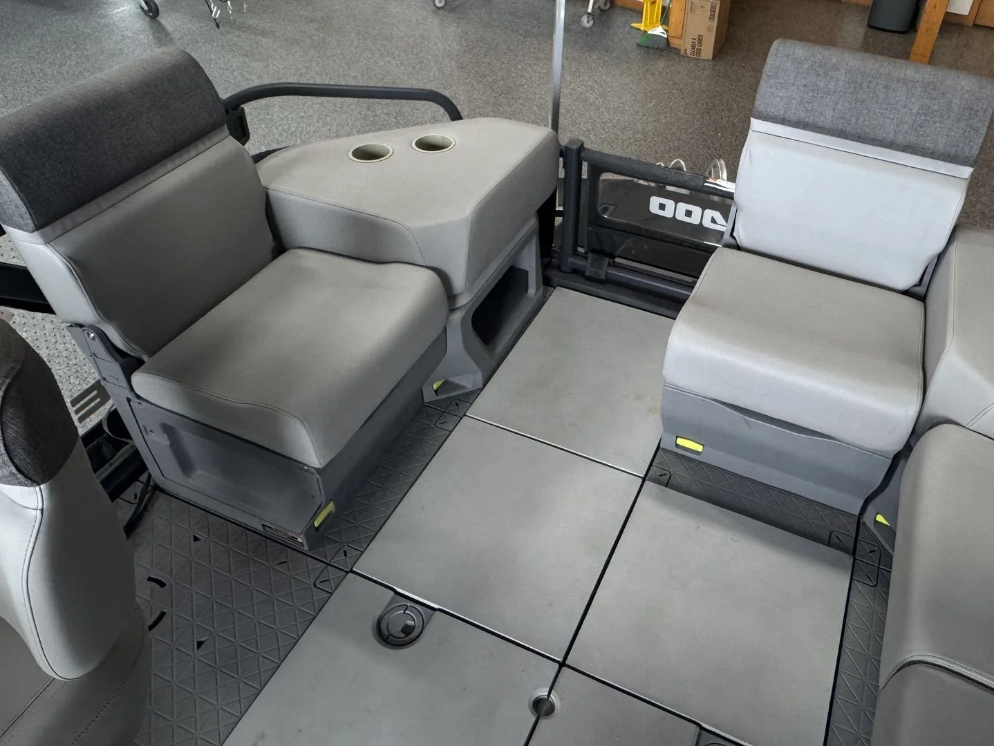 2023 Sea-Doo 21 SWITCH Image Thumbnail #3