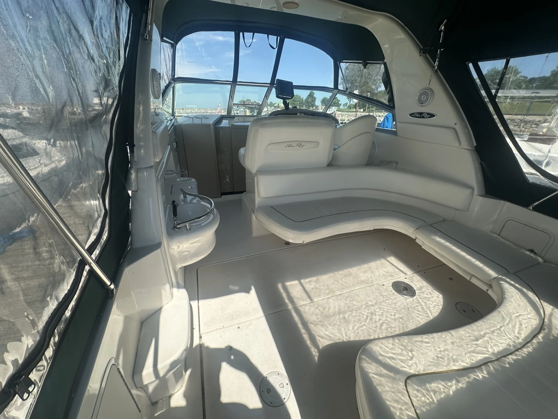 2002 Sea Ray 310 SUNDANCER Image Thumbnail #5