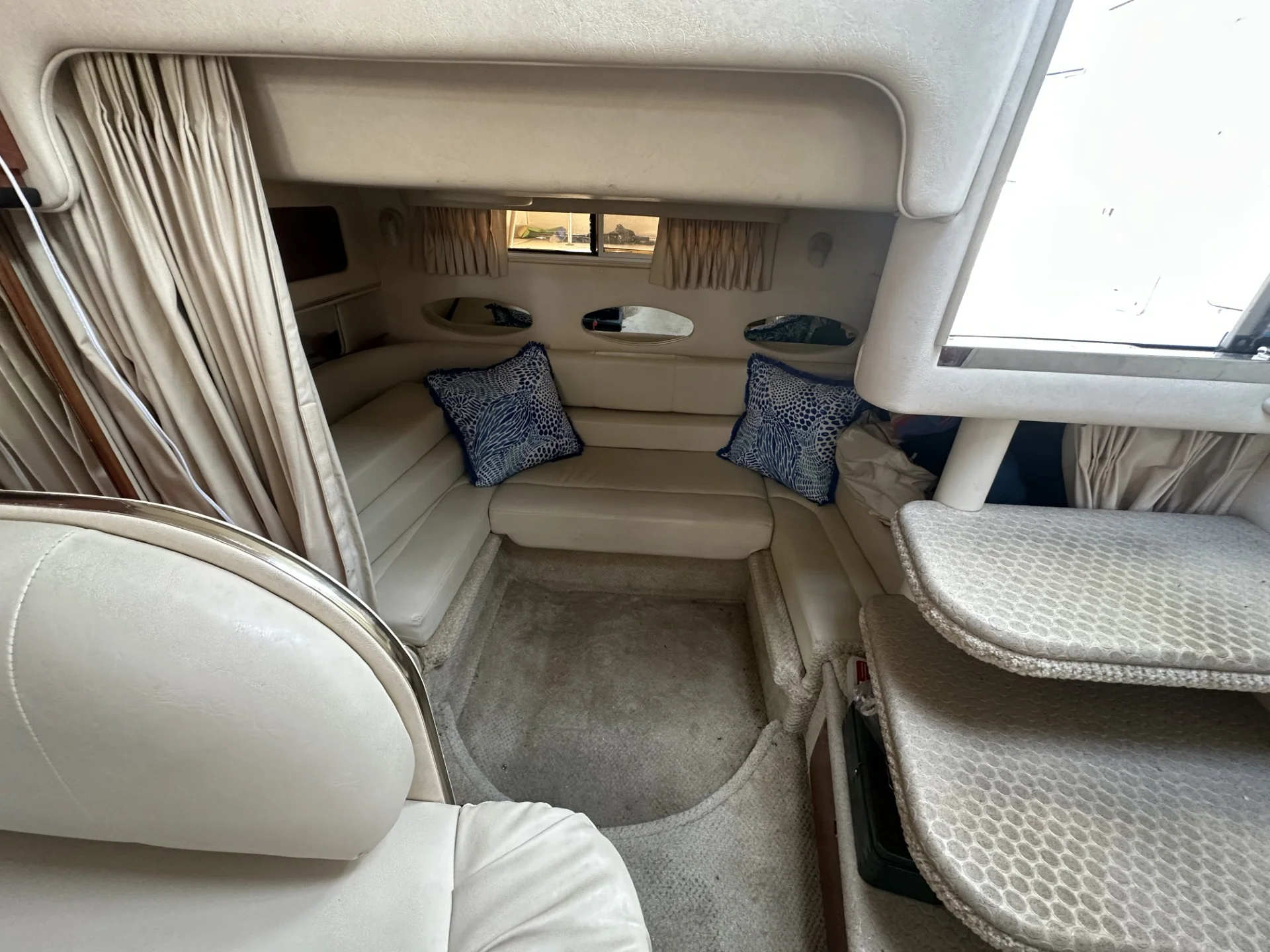 2002 Sea Ray 310 SUNDANCER Image Thumbnail #21