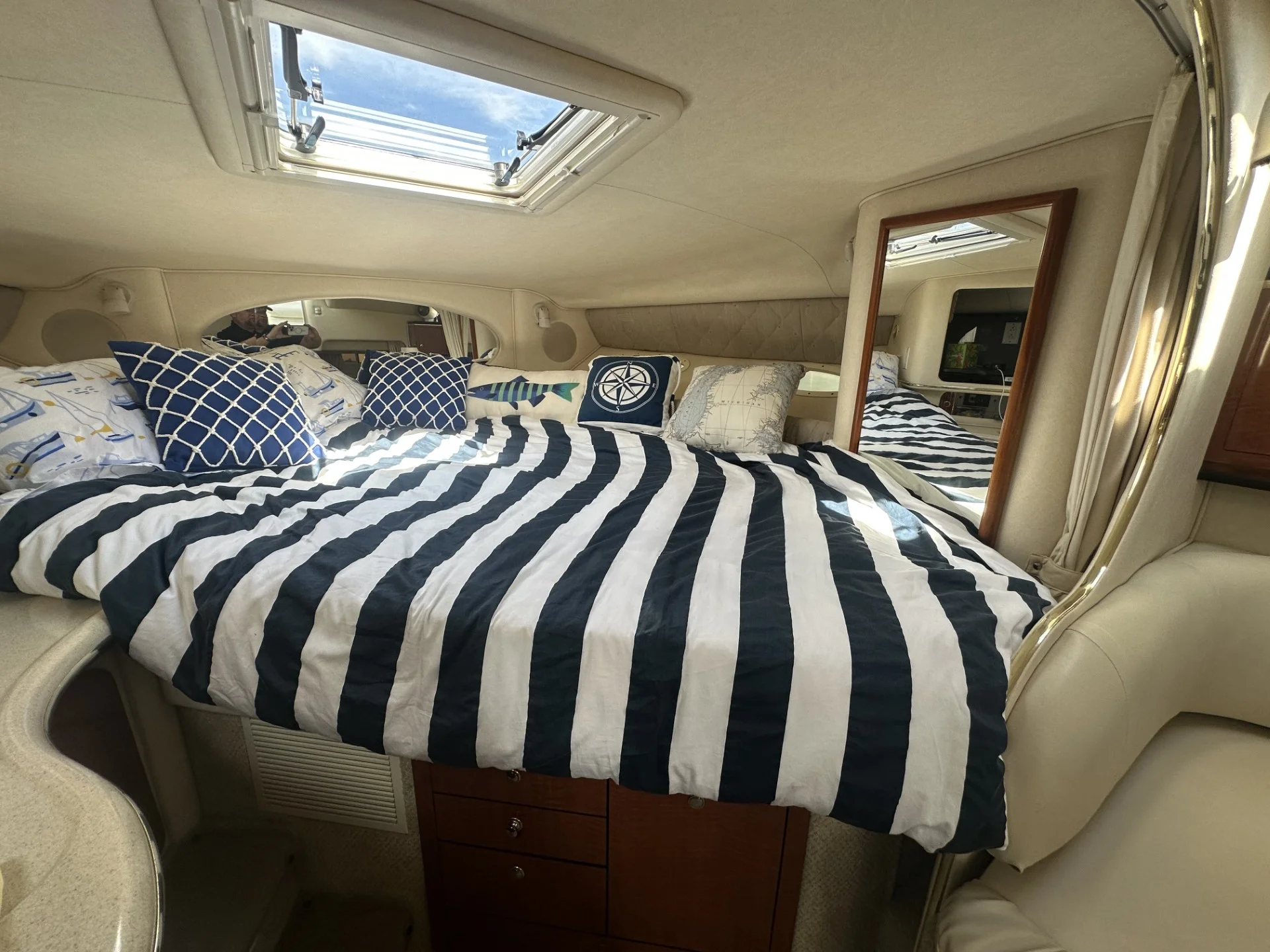 2002 Sea Ray 310 SUNDANCER Image Thumbnail #19