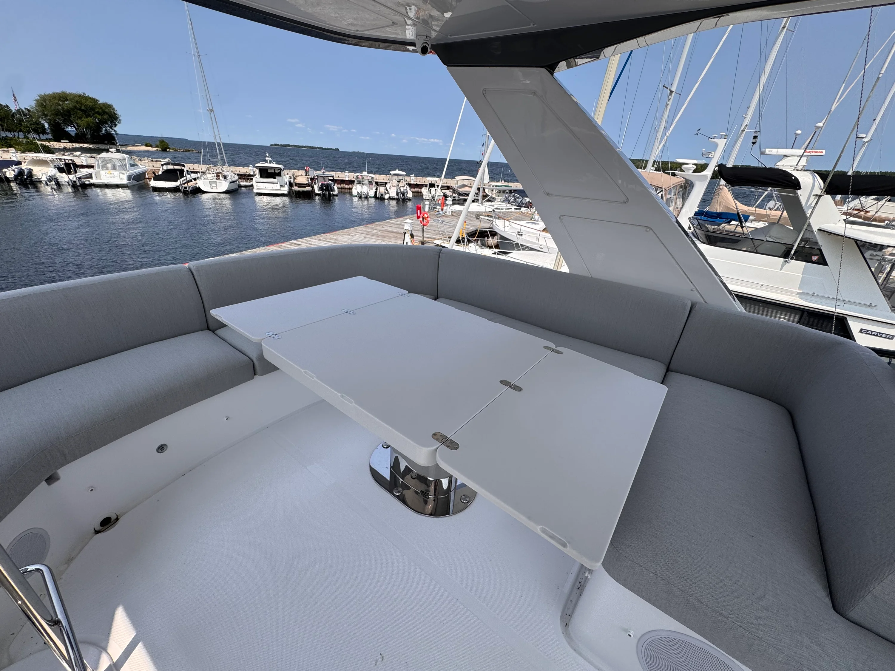 2025 Azimut 53 FLY Image Thumbnail #51