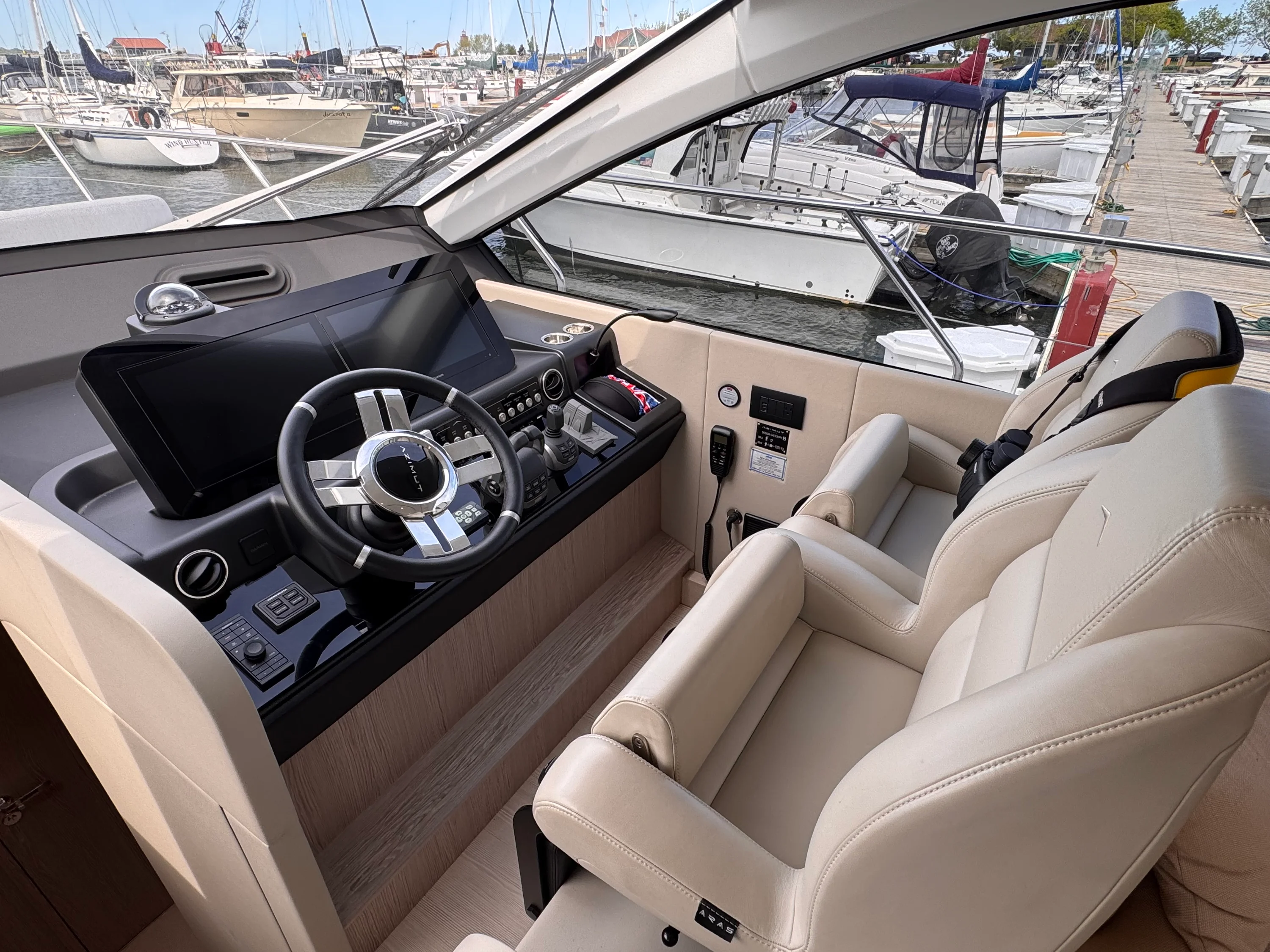 2025 Azimut 53 FLY Image Thumbnail #53