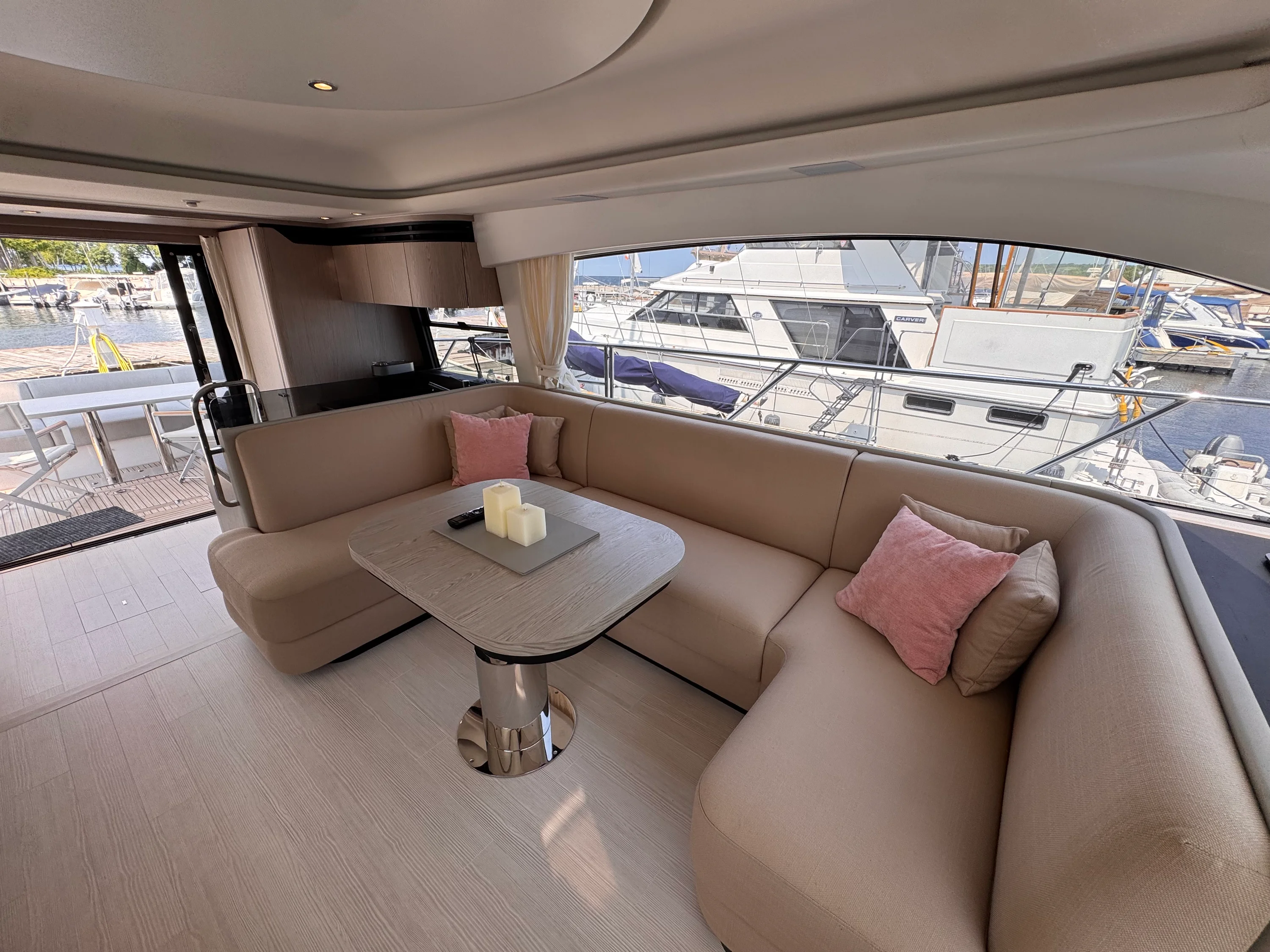 2025 Azimut 53 FLY Image Thumbnail #17