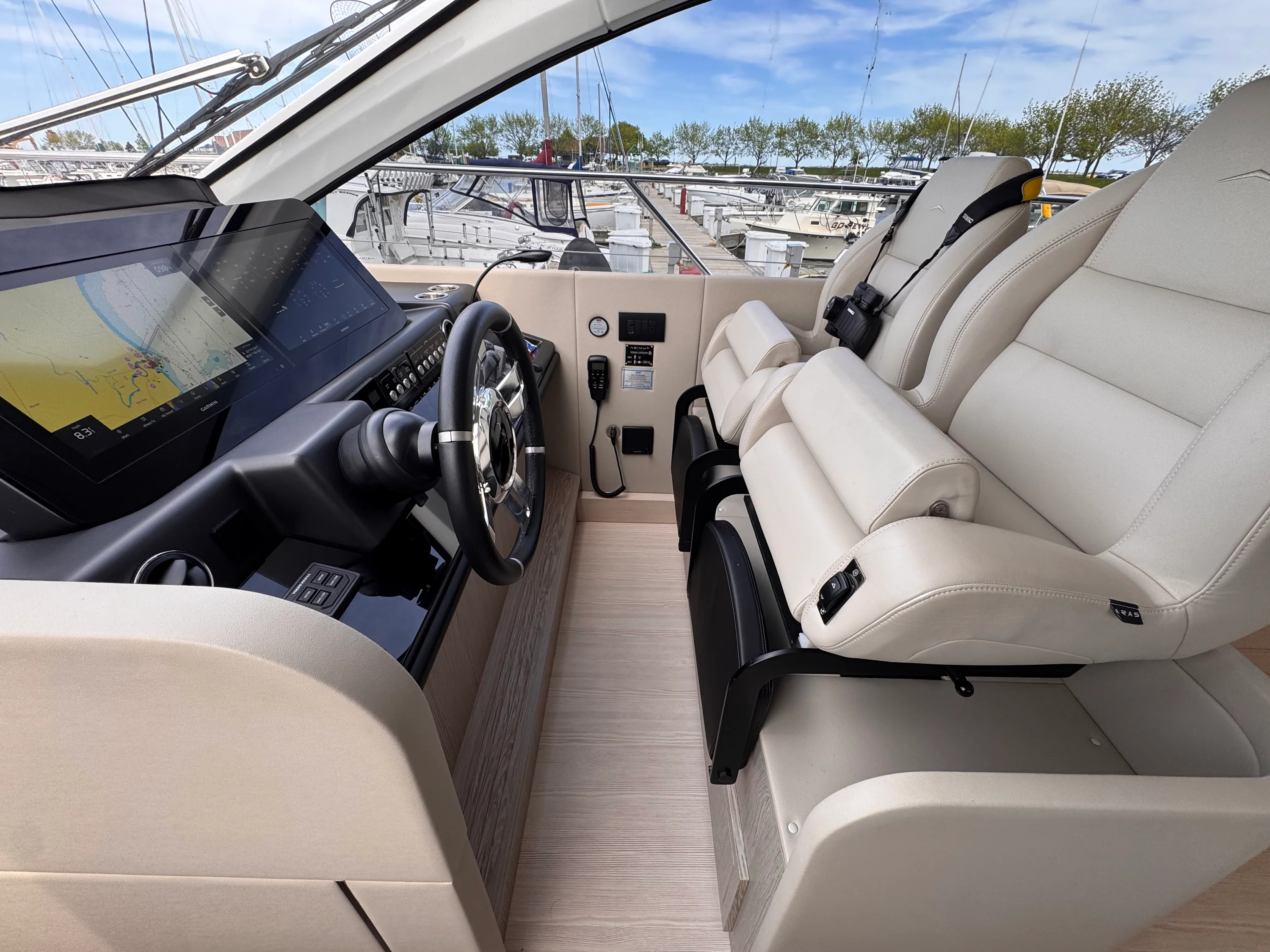 2025 Azimut 53 FLY Image Thumbnail #55