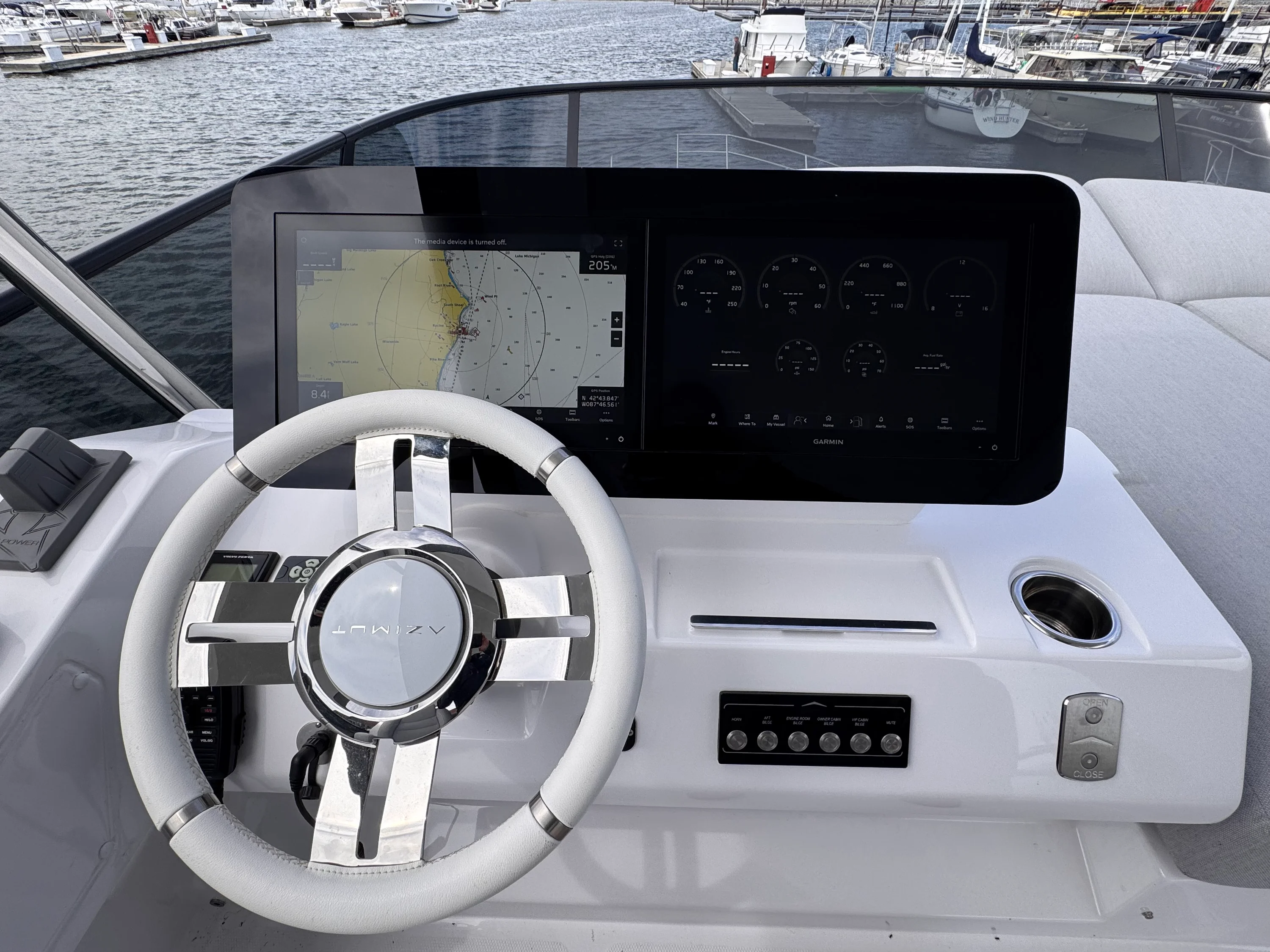 2025 Azimut 53 FLY Image Thumbnail #24