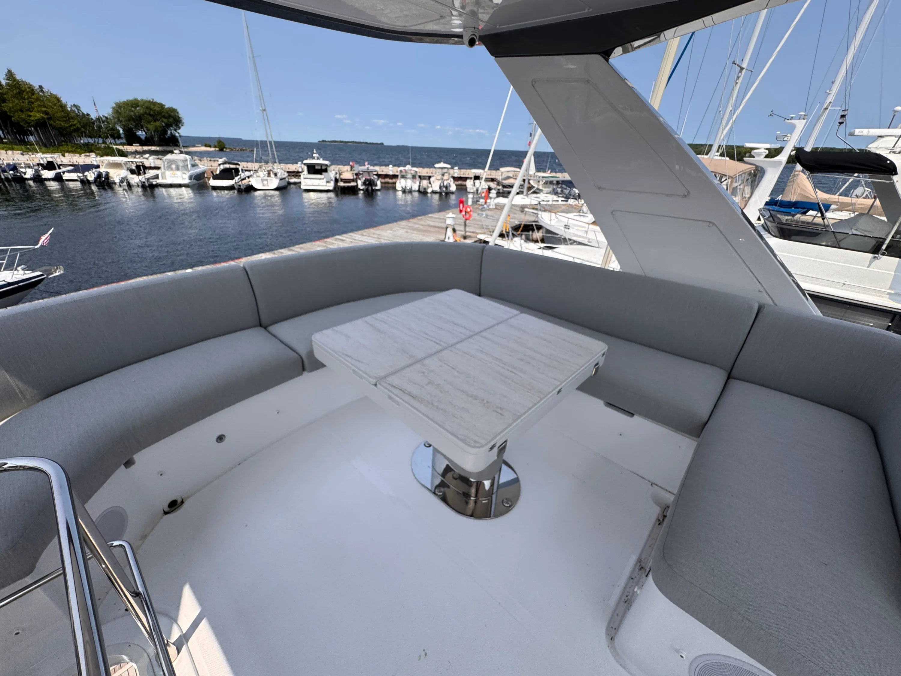 2025 Azimut 53 FLY Image Thumbnail #50