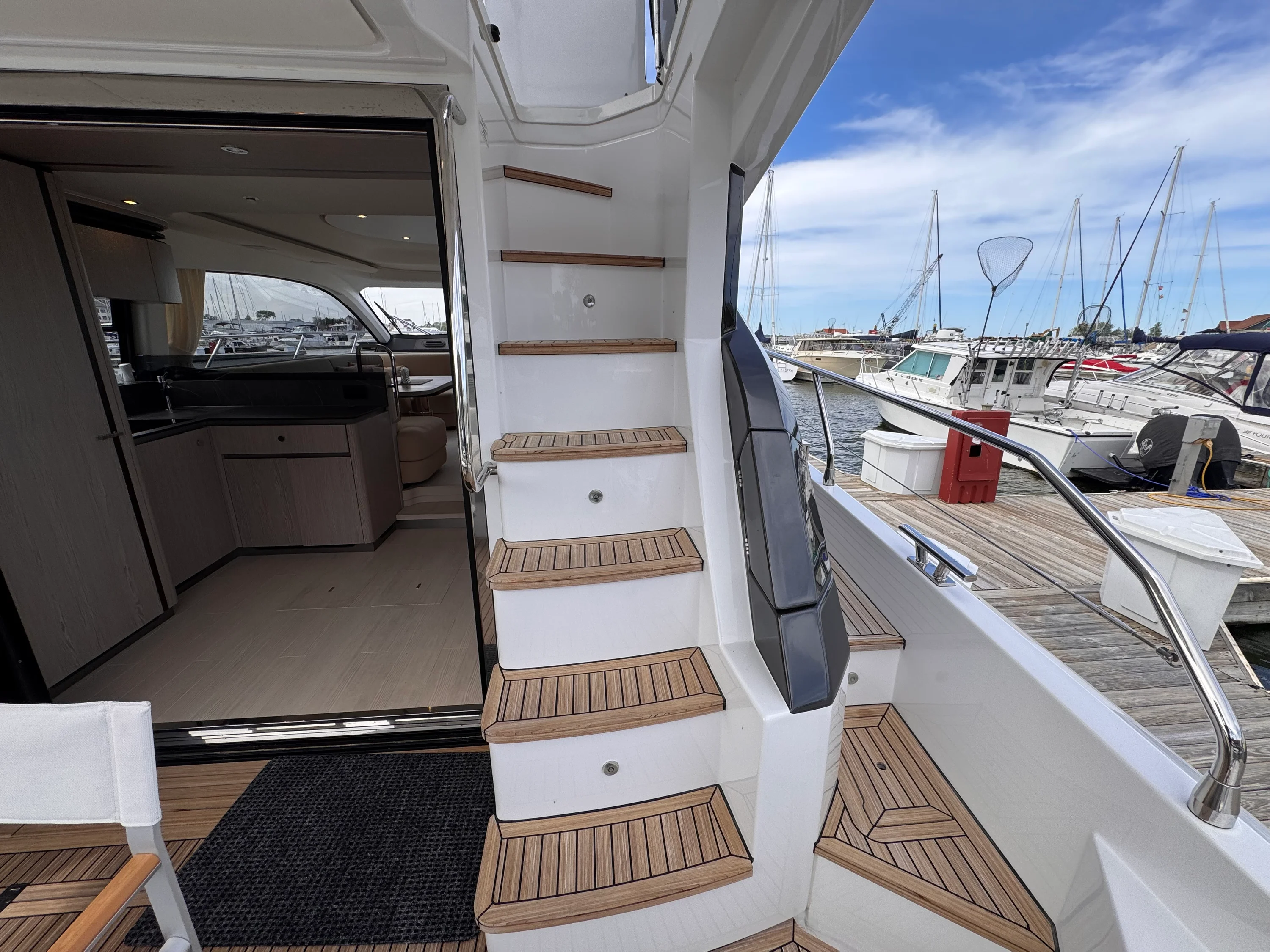 2025 Azimut 53 FLY Image Thumbnail #84