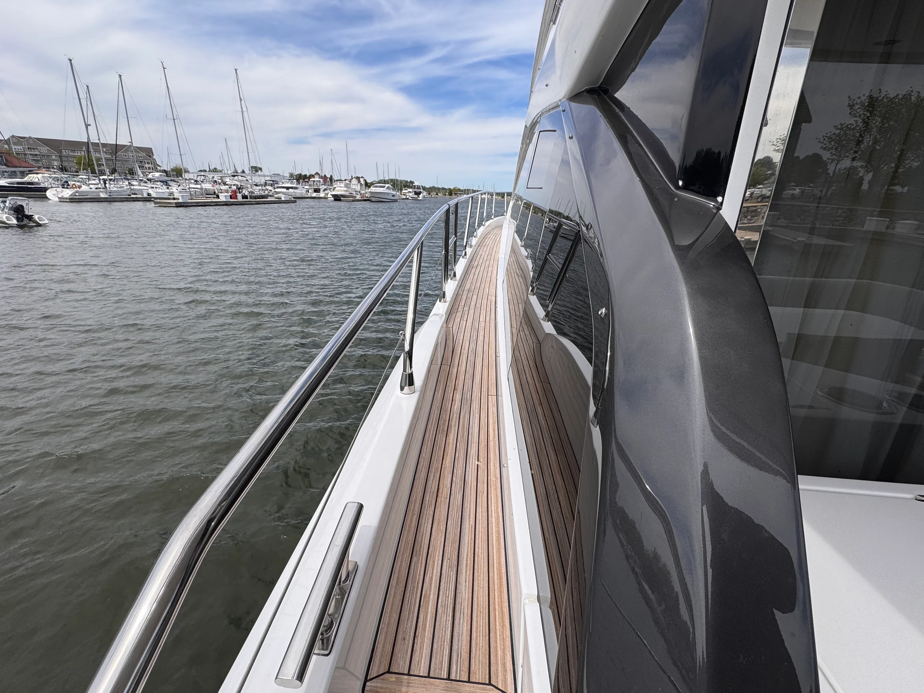 2025 Azimut 53 FLY Image Thumbnail #11