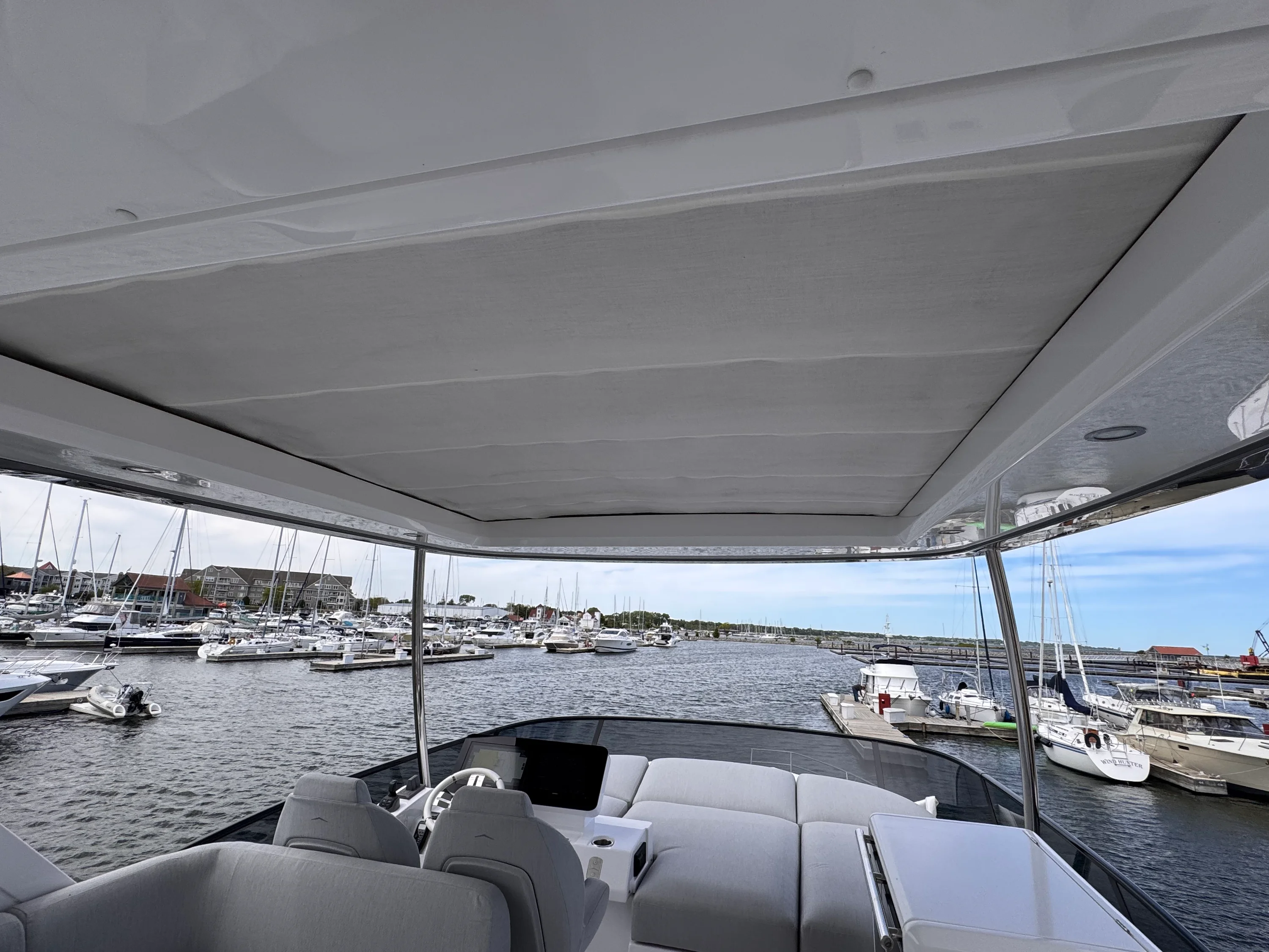 2025 Azimut 53 FLY Image Thumbnail #25