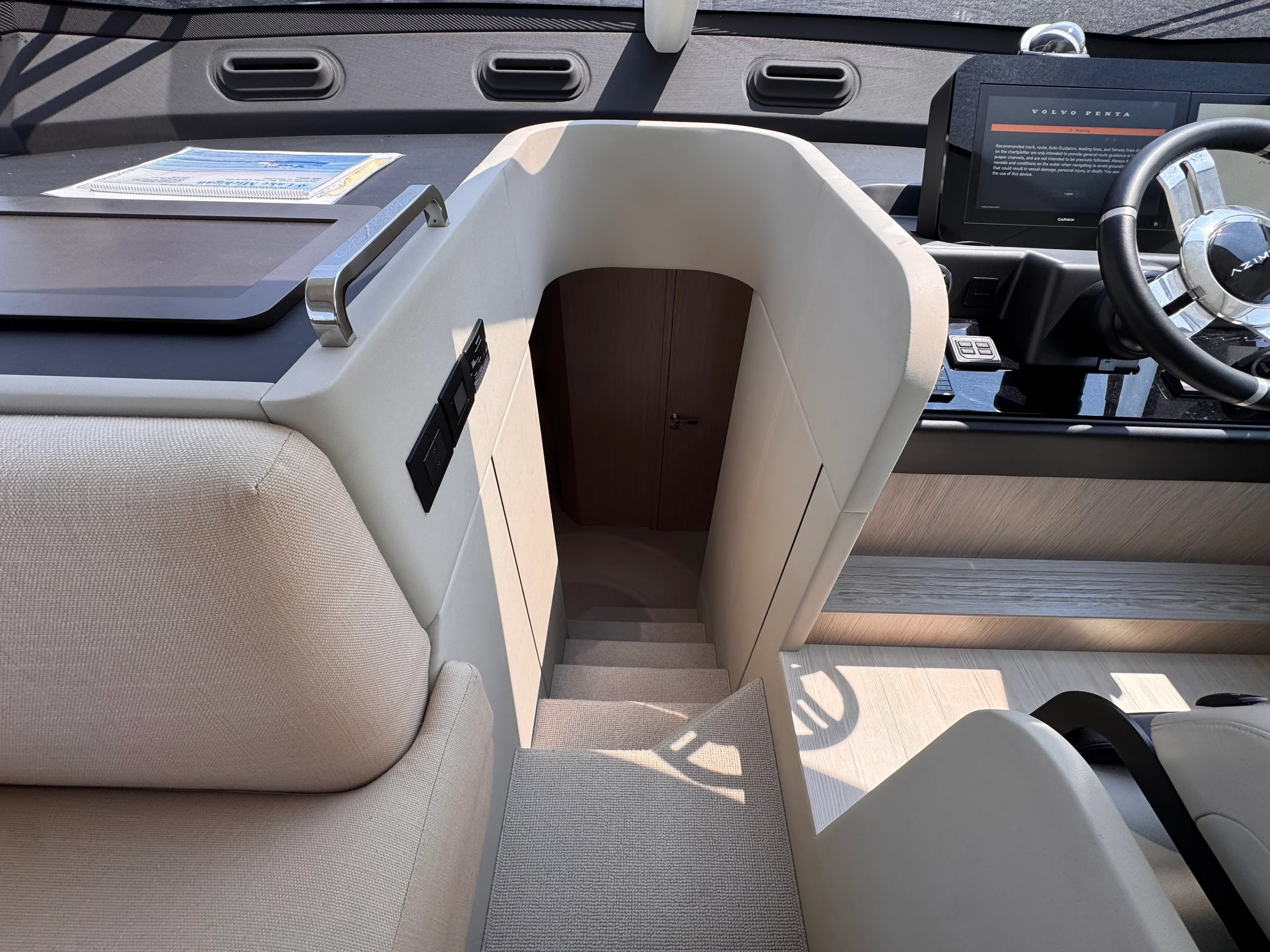 2025 Azimut 53 FLY Image Thumbnail #22