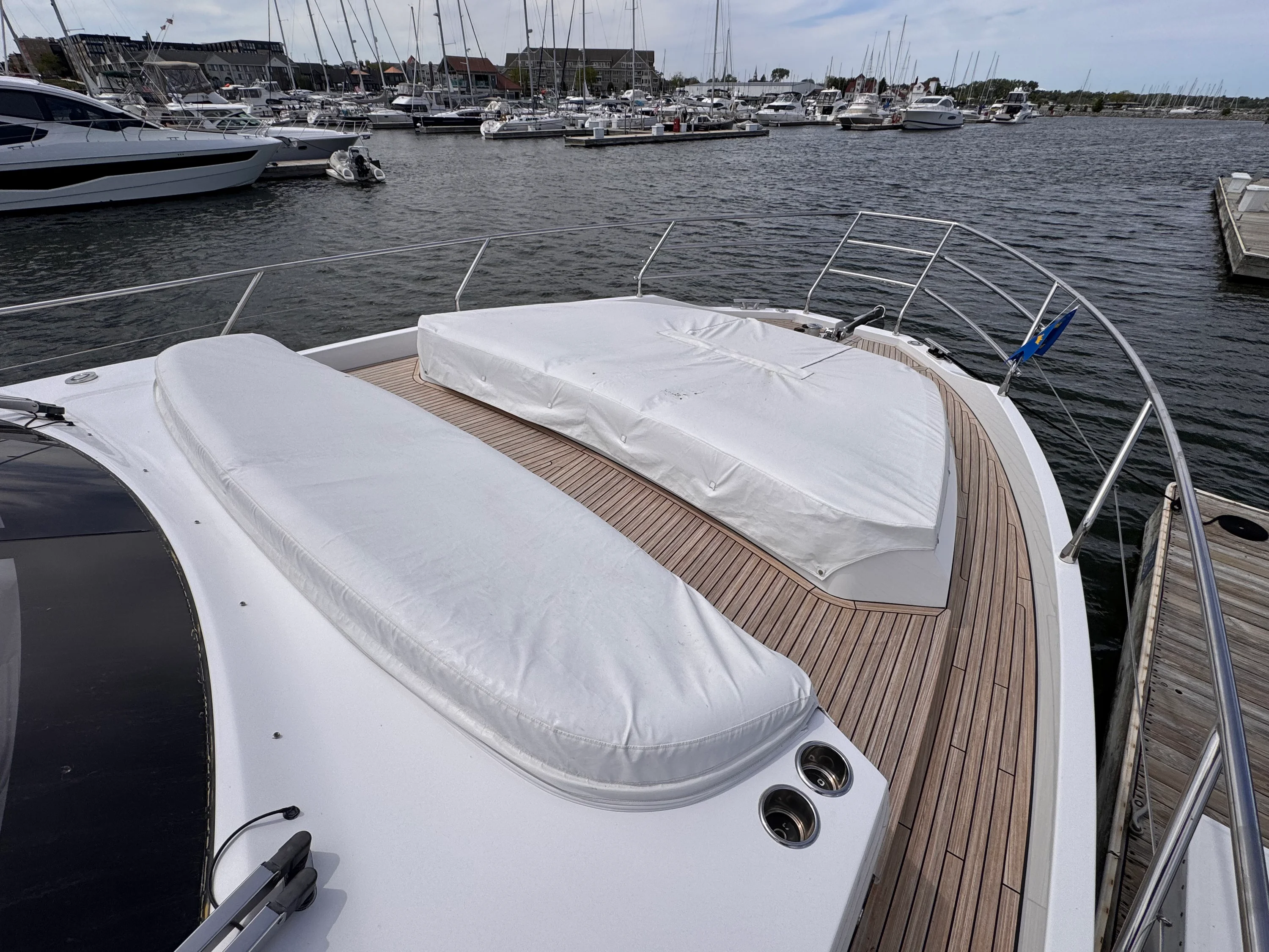 2025 Azimut 53 FLY Image Thumbnail #31