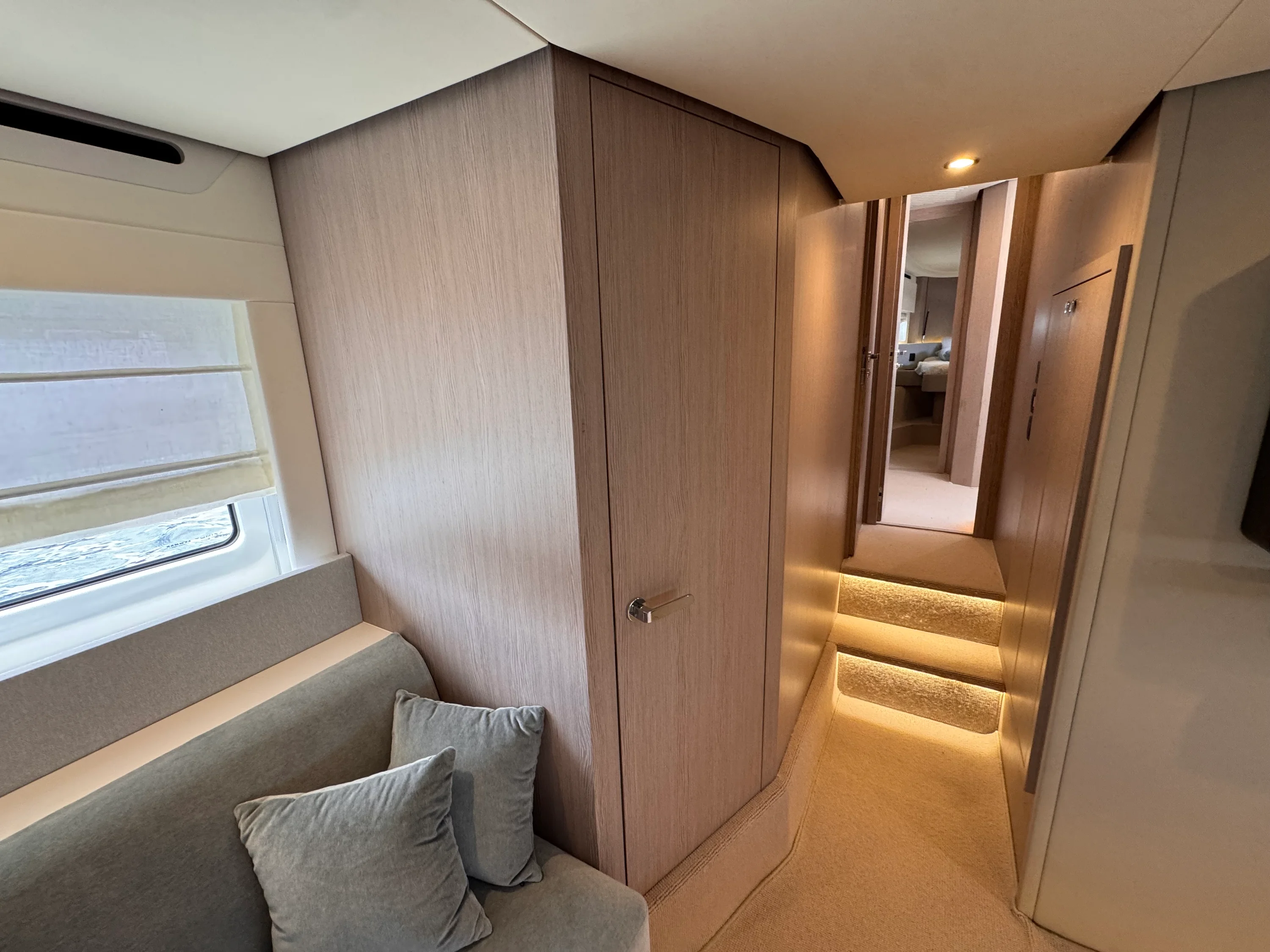 2025 Azimut 53 FLY Image Thumbnail #69