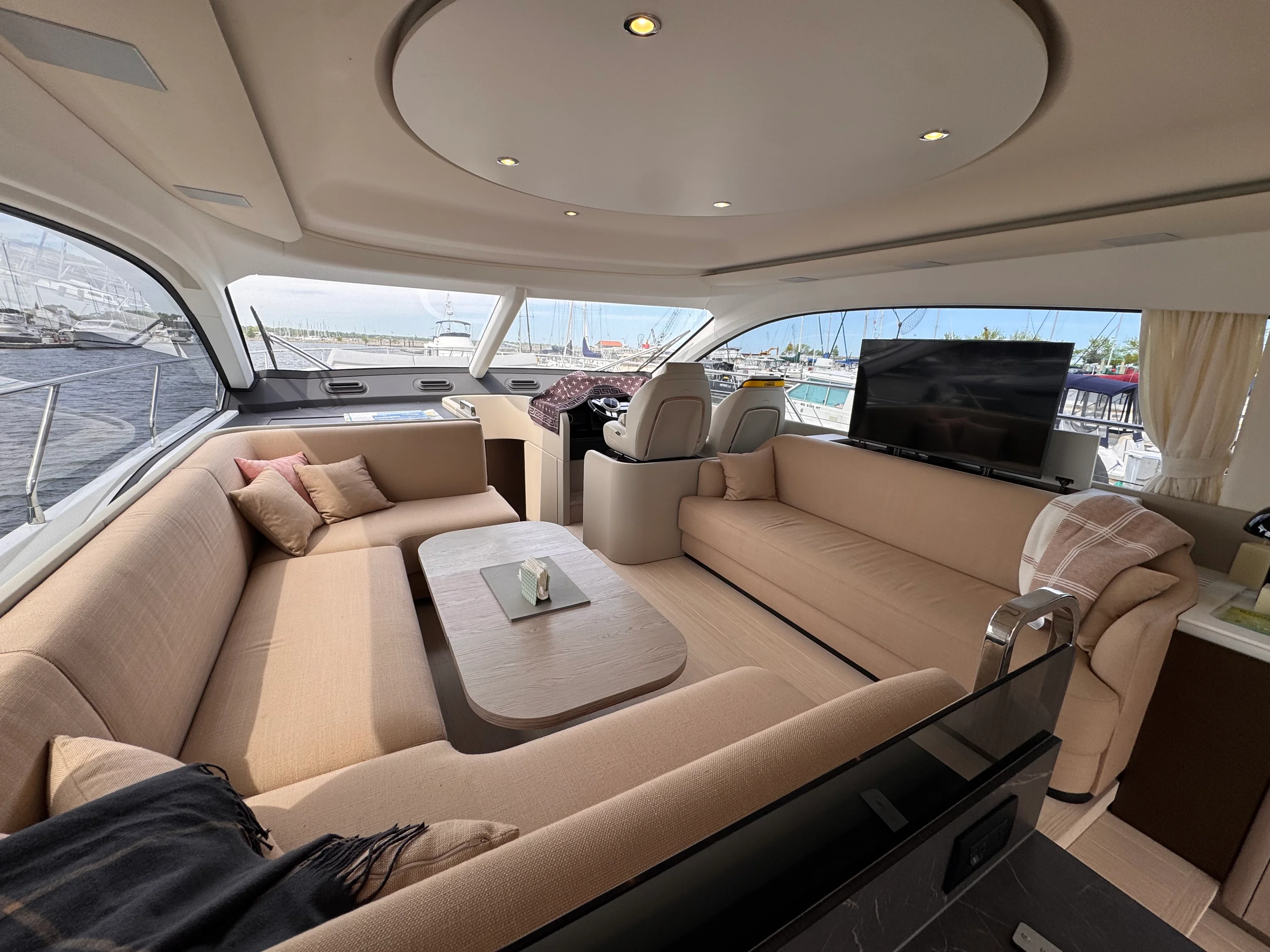 2025 Azimut 53 FLY Image Thumbnail #48