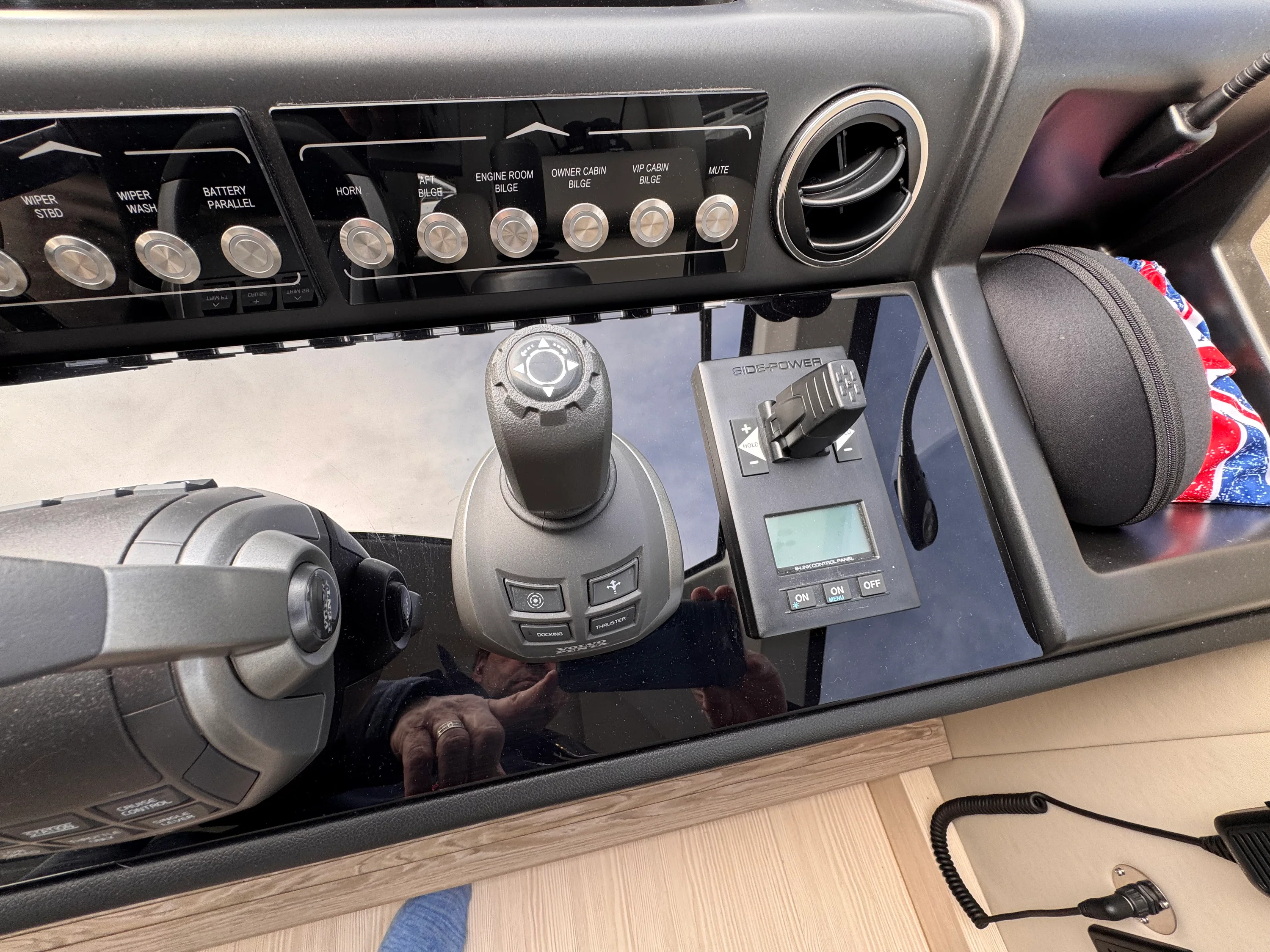 2025 Azimut 53 FLY Image Thumbnail #59