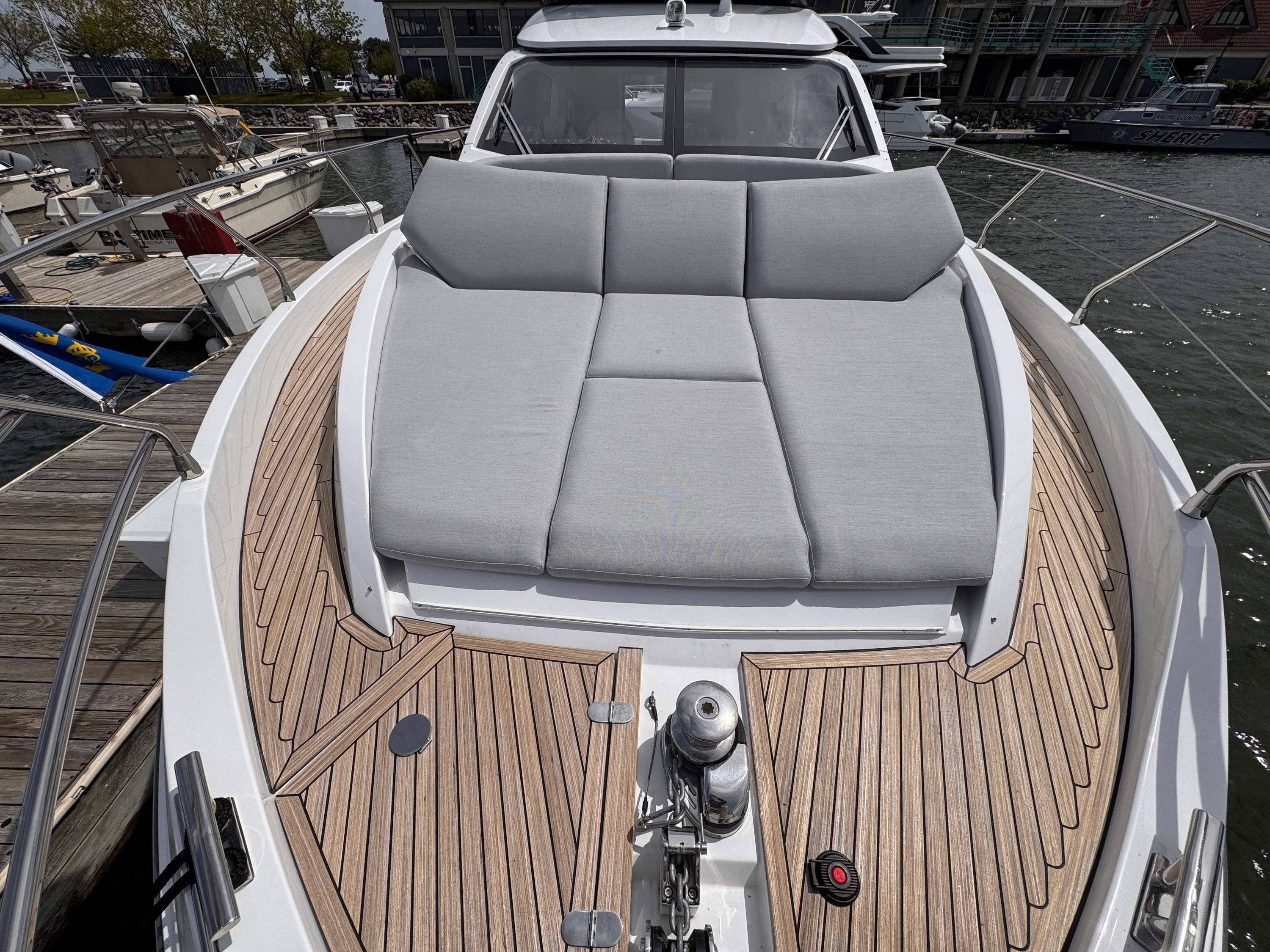 2025 Azimut 53 FLY Image Thumbnail #35