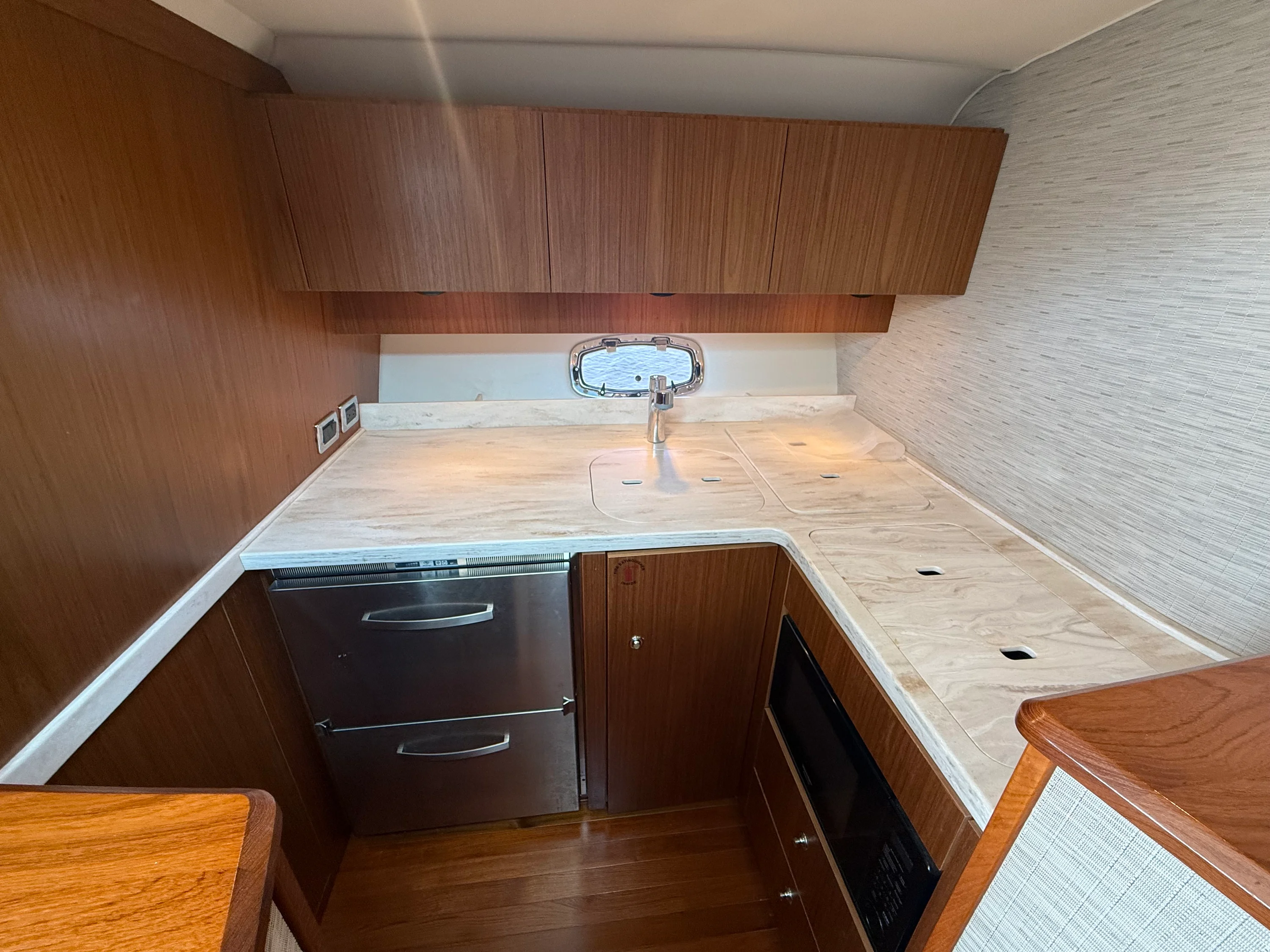 2016 Tiara Yachts 39 CORONET Image Thumbnail #16
