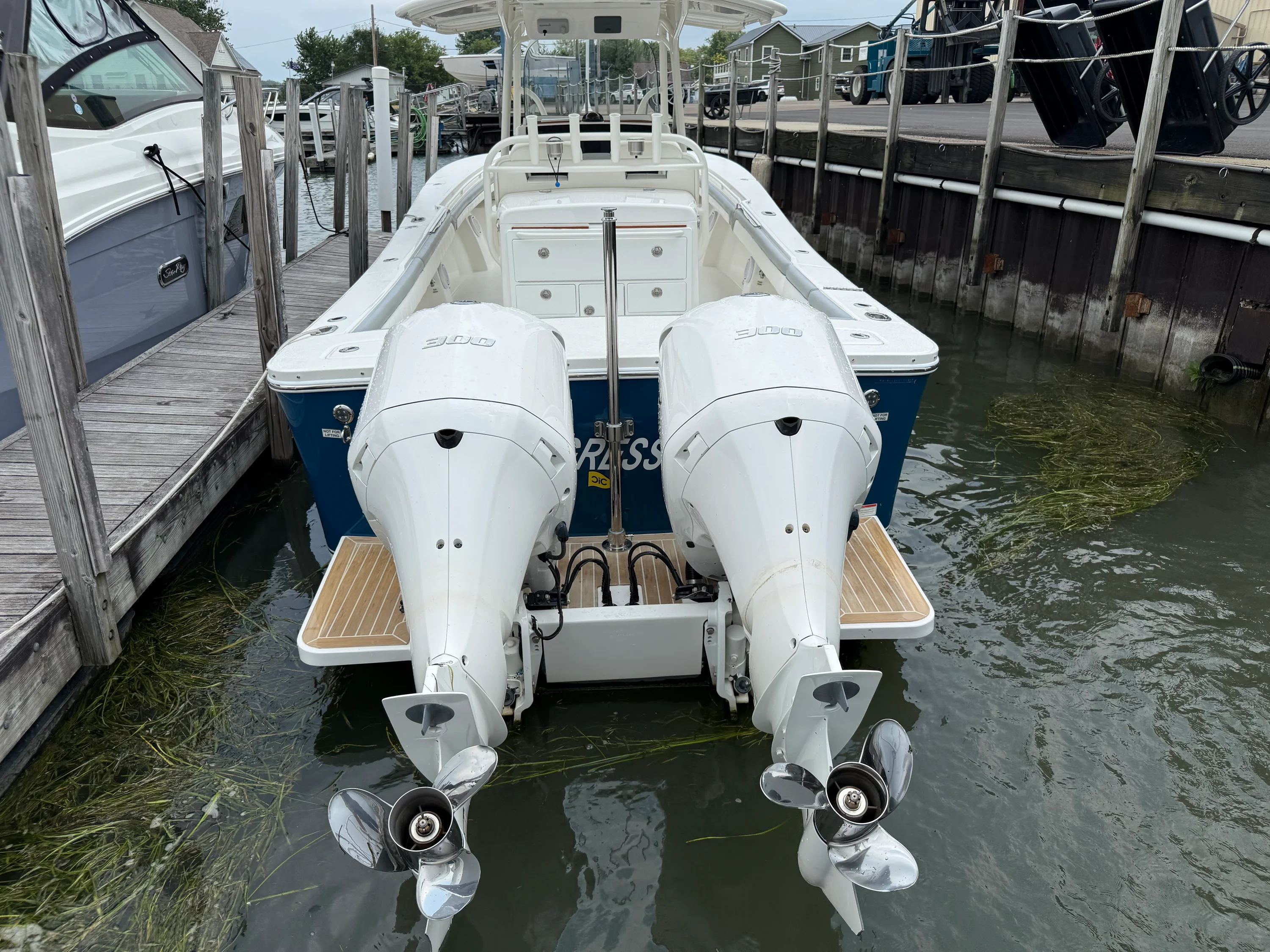 2019 Regulator 31 Image Thumbnail #20