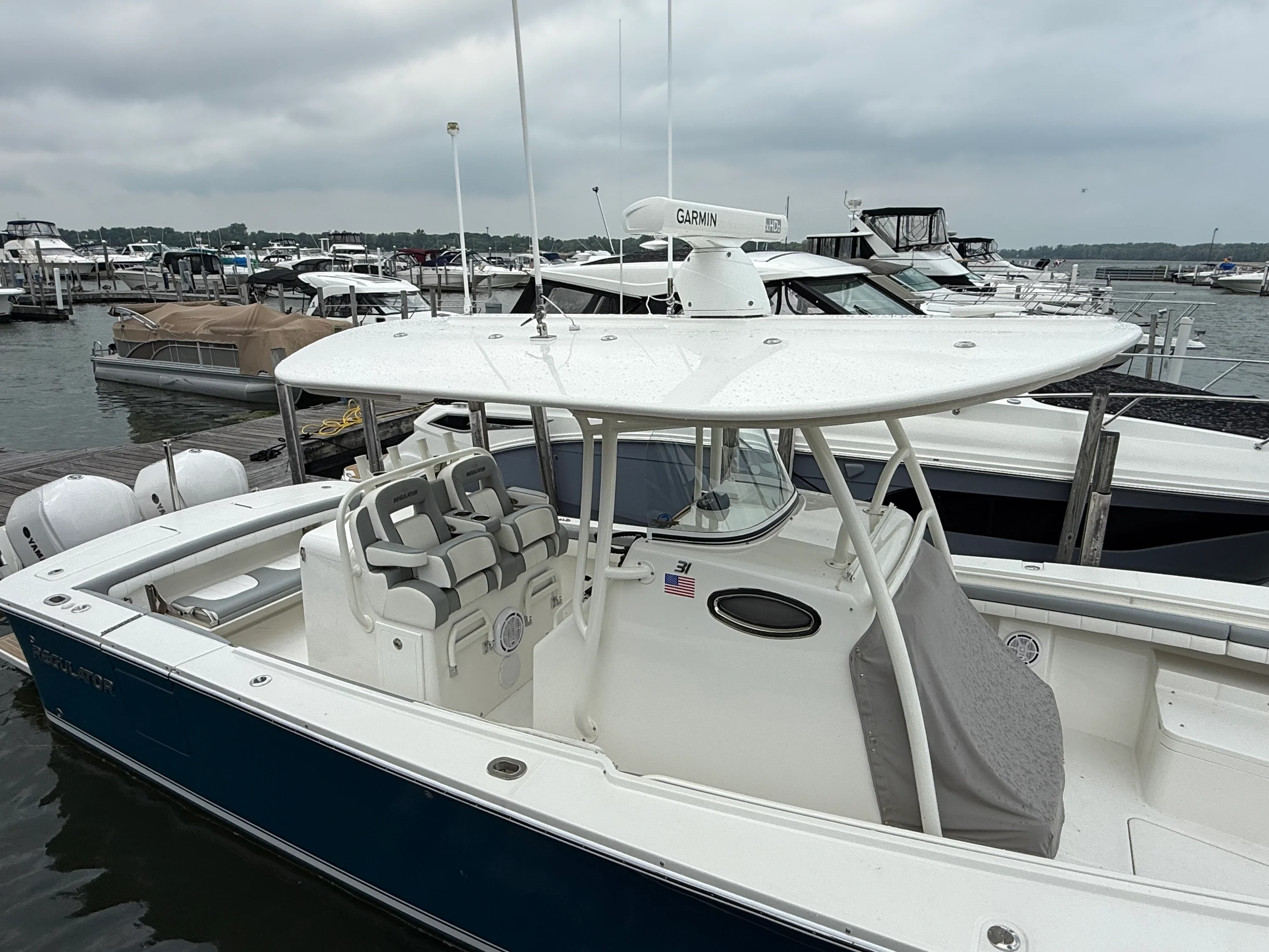 2019 Regulator 31 Image Thumbnail #9