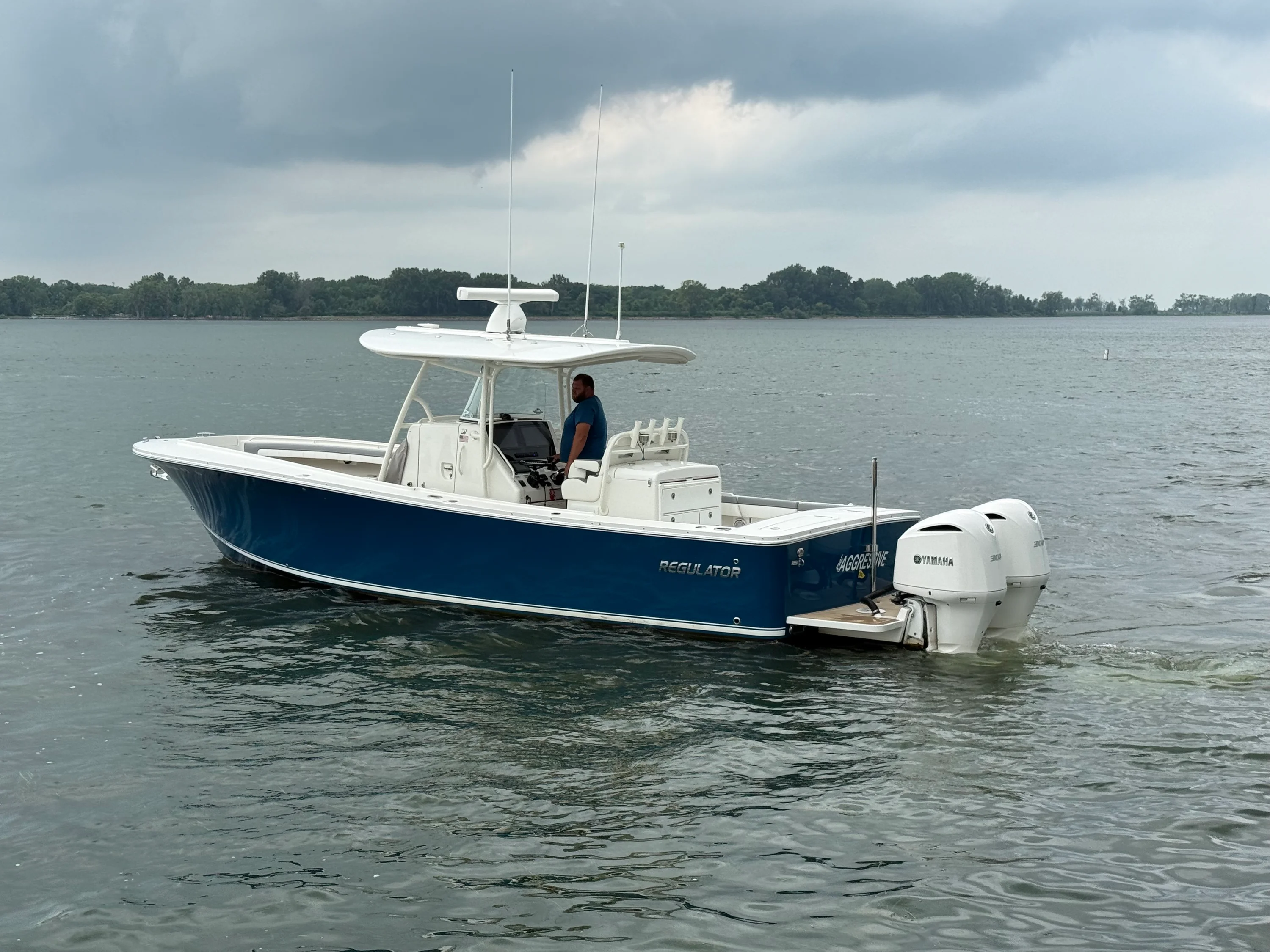 2019 Regulator 31 Image Thumbnail #3