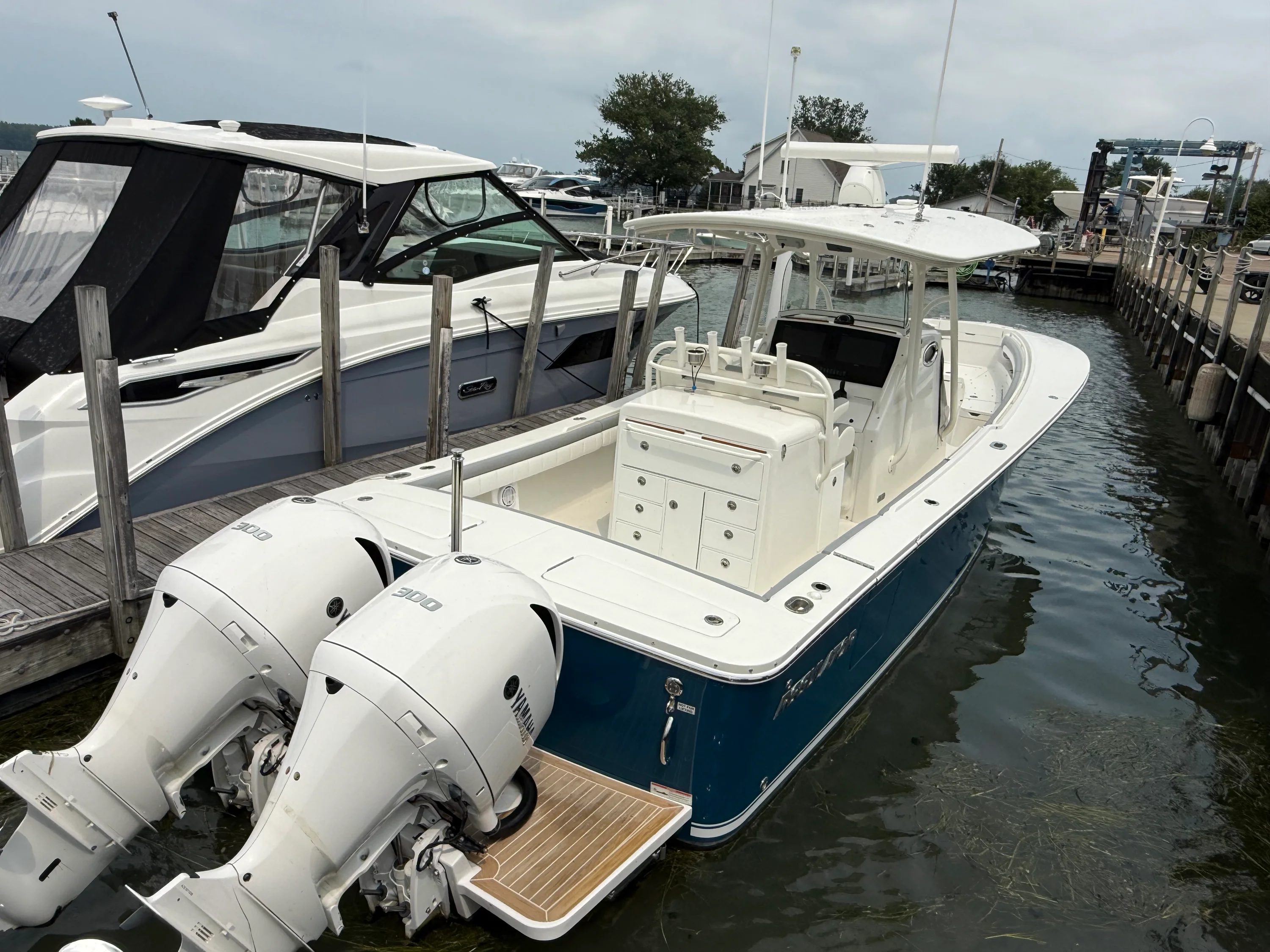 2019 Regulator 31 Image Thumbnail #23