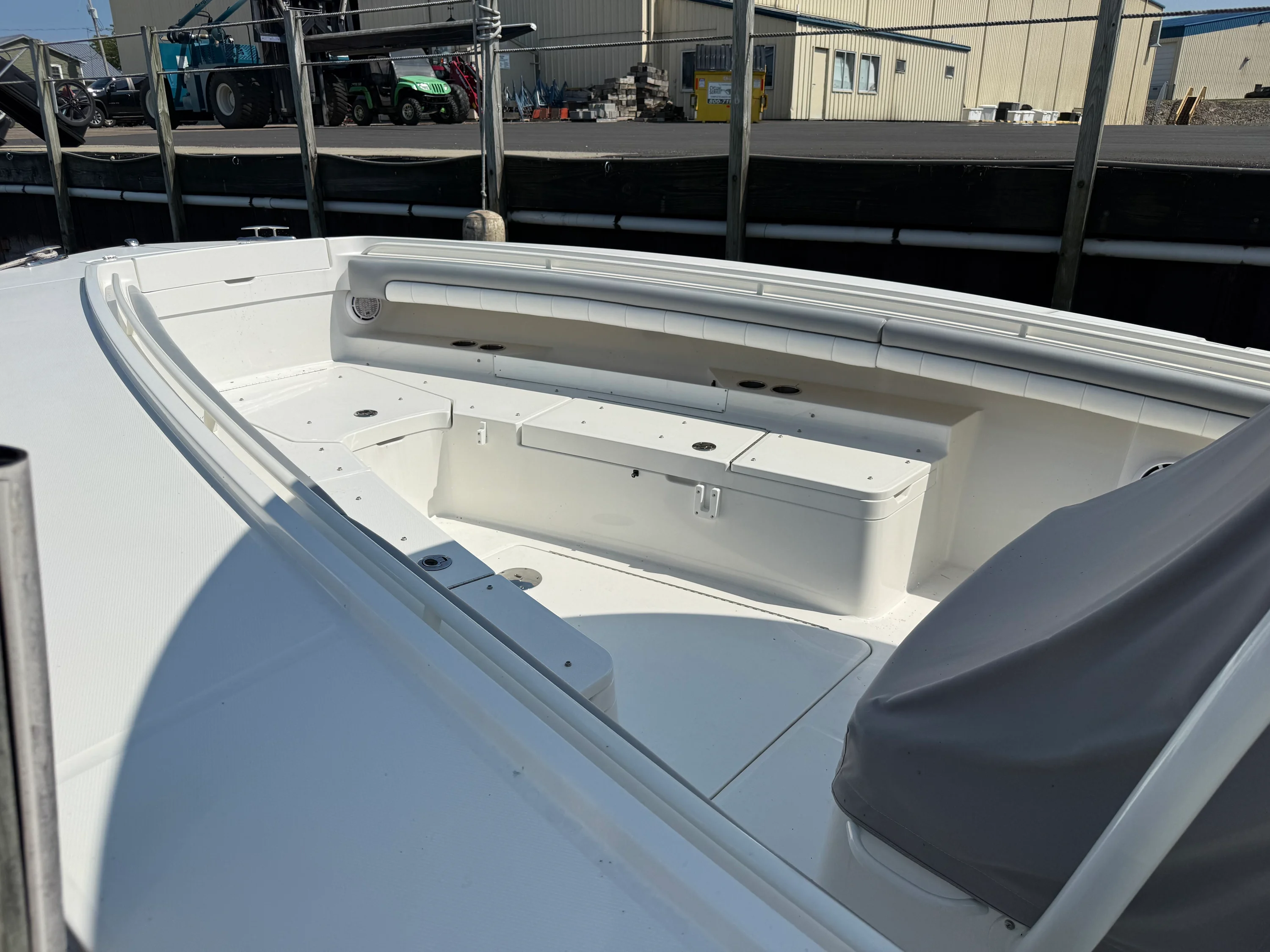 2019 Regulator 31 Image Thumbnail #26
