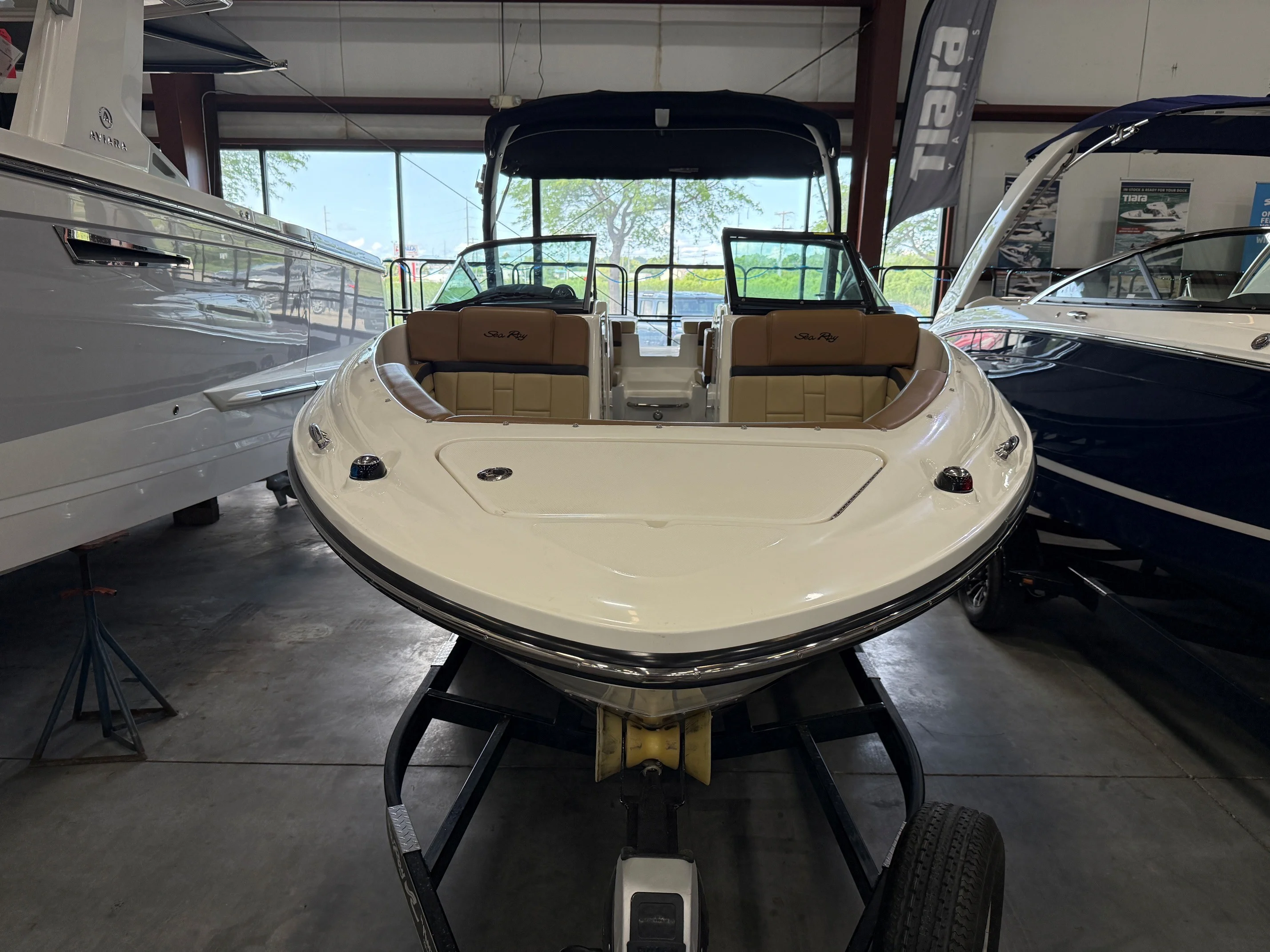 2016 Sea Ray SLX 250 Image Thumbnail #7
