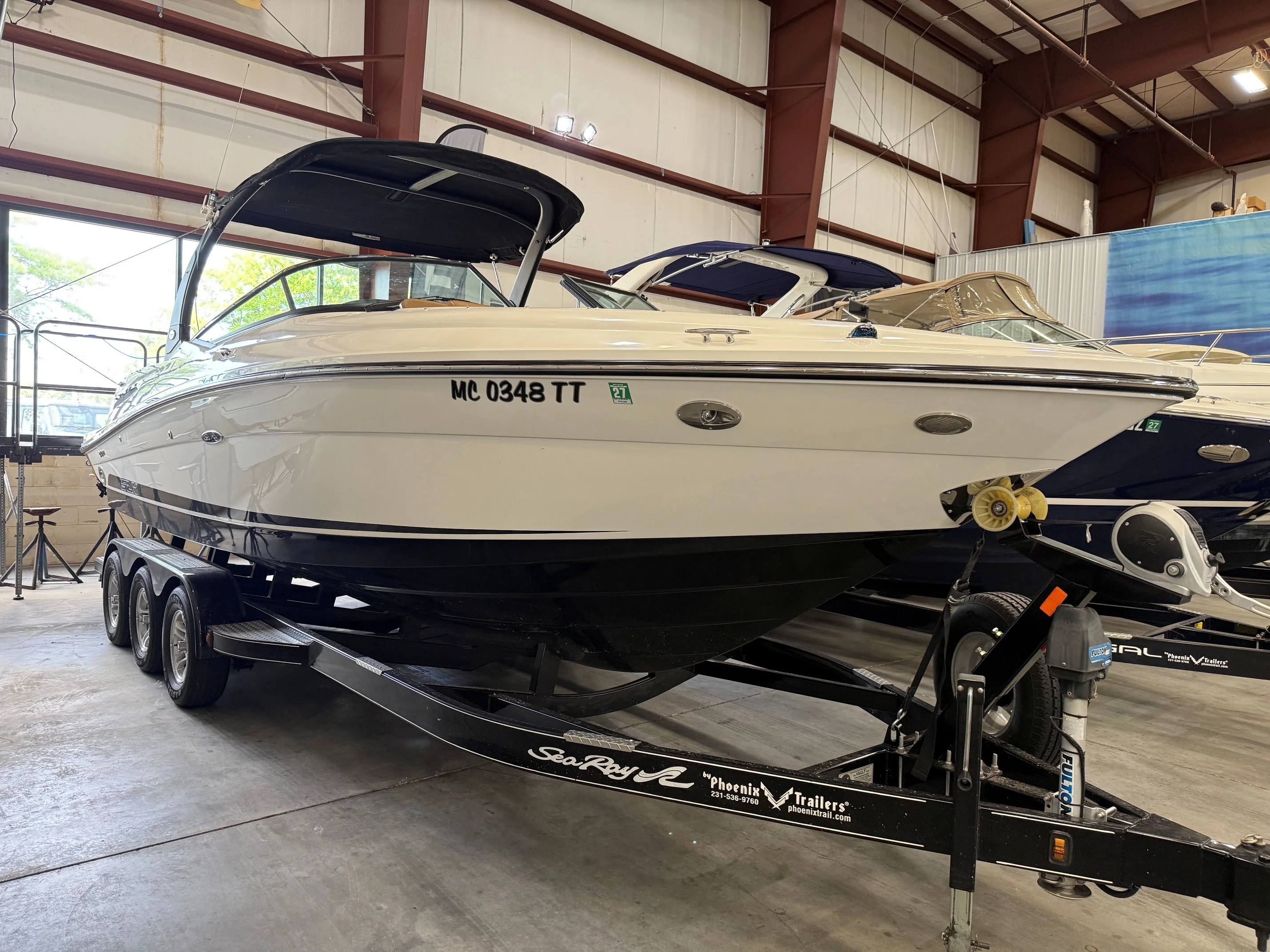 2016 Sea Ray SLX 250 Image Thumbnail #9