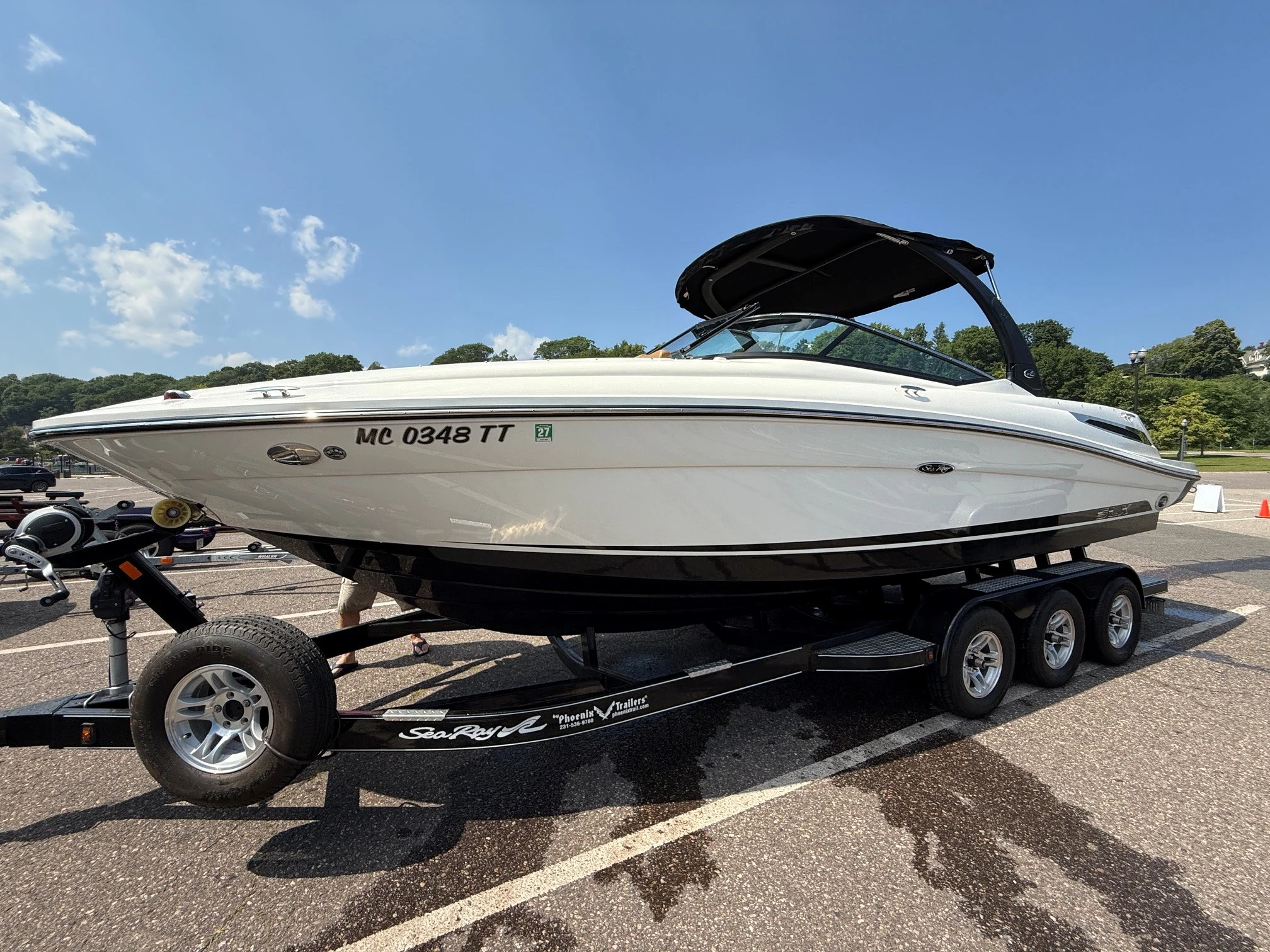 2016 Sea Ray SLX 250 Image Thumbnail #21