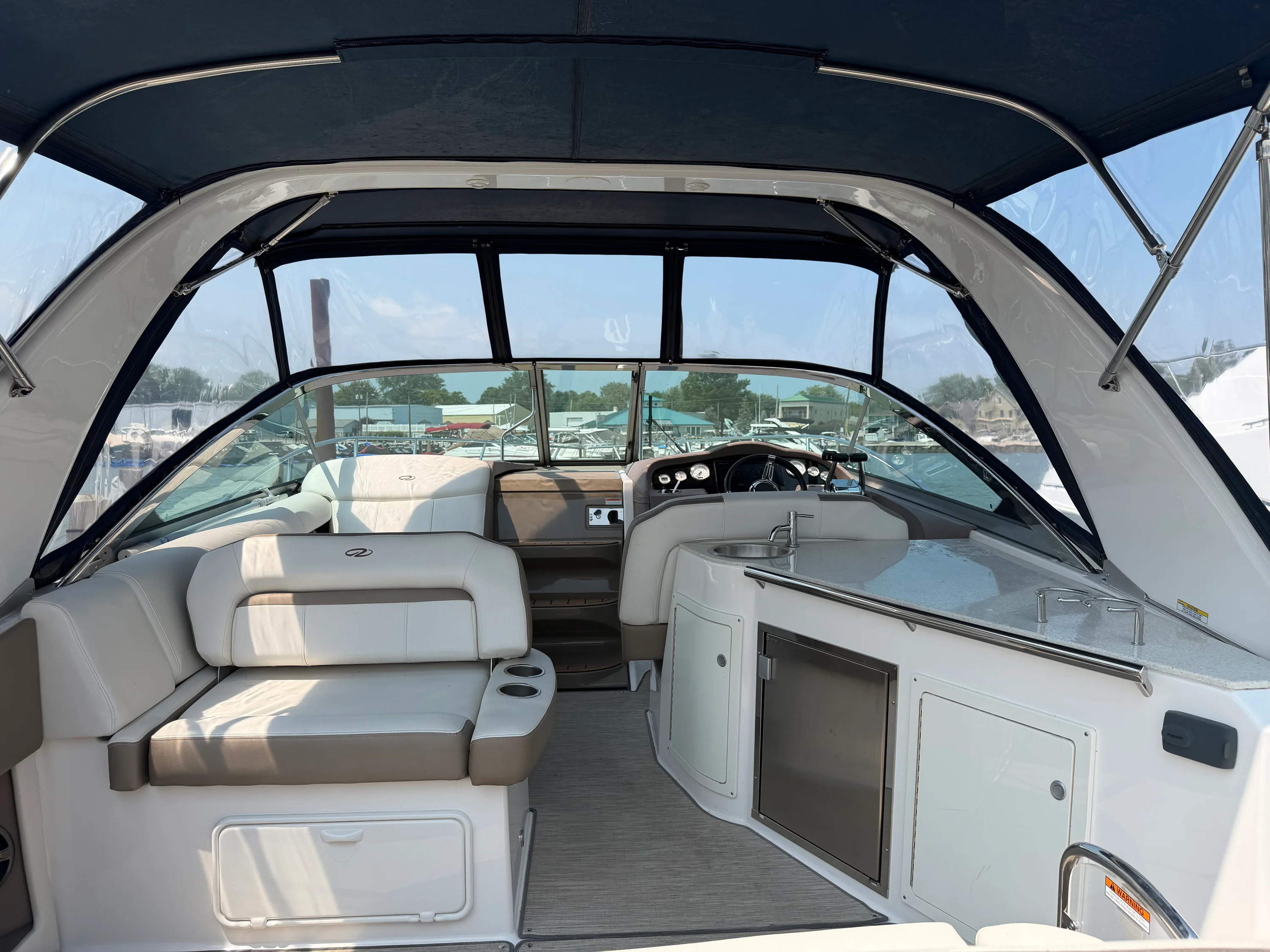 2017 Regal 32 EXPRESS Image Thumbnail #5