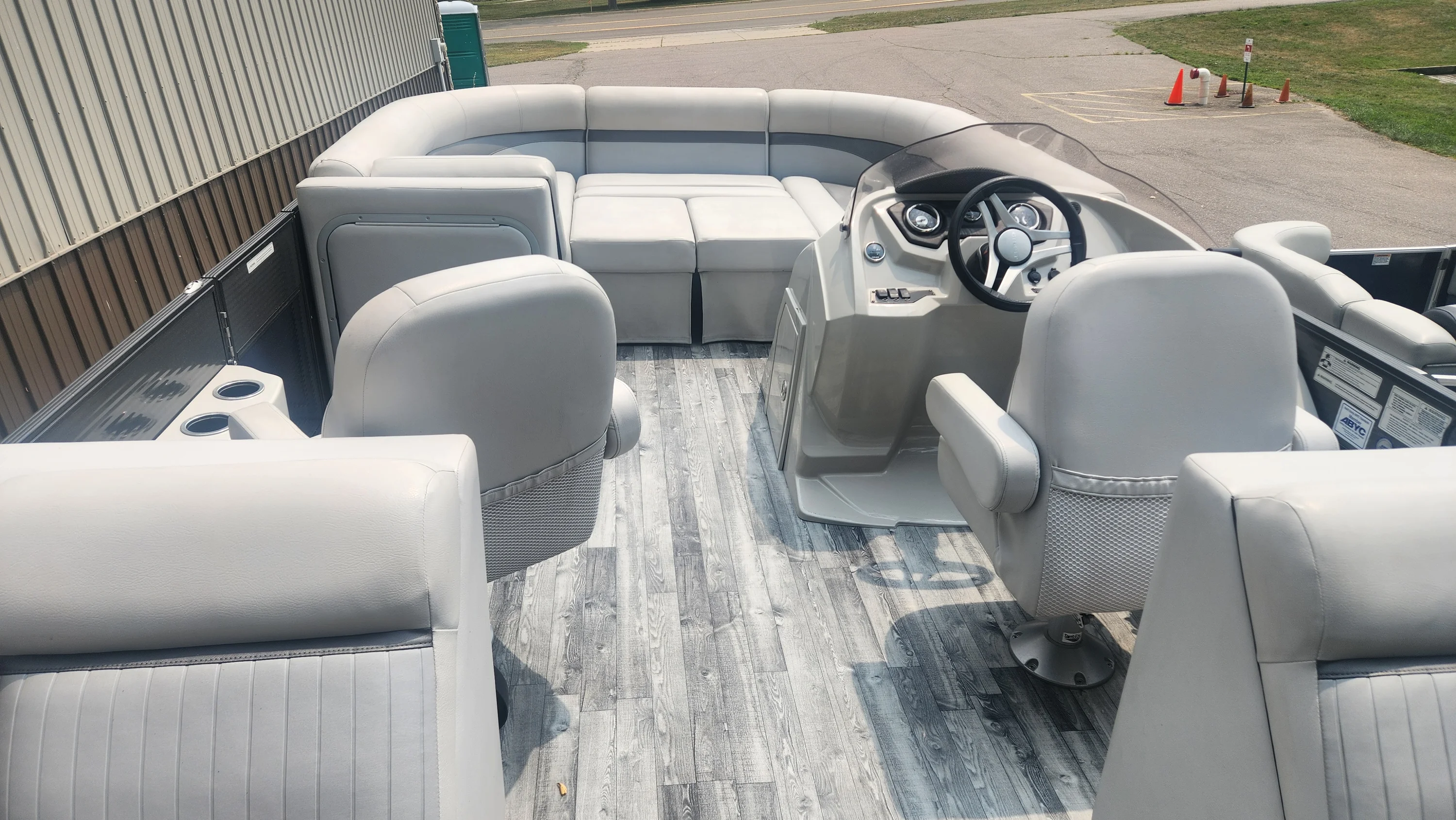 2018 Crest II 230 SLC Image Thumbnail #12