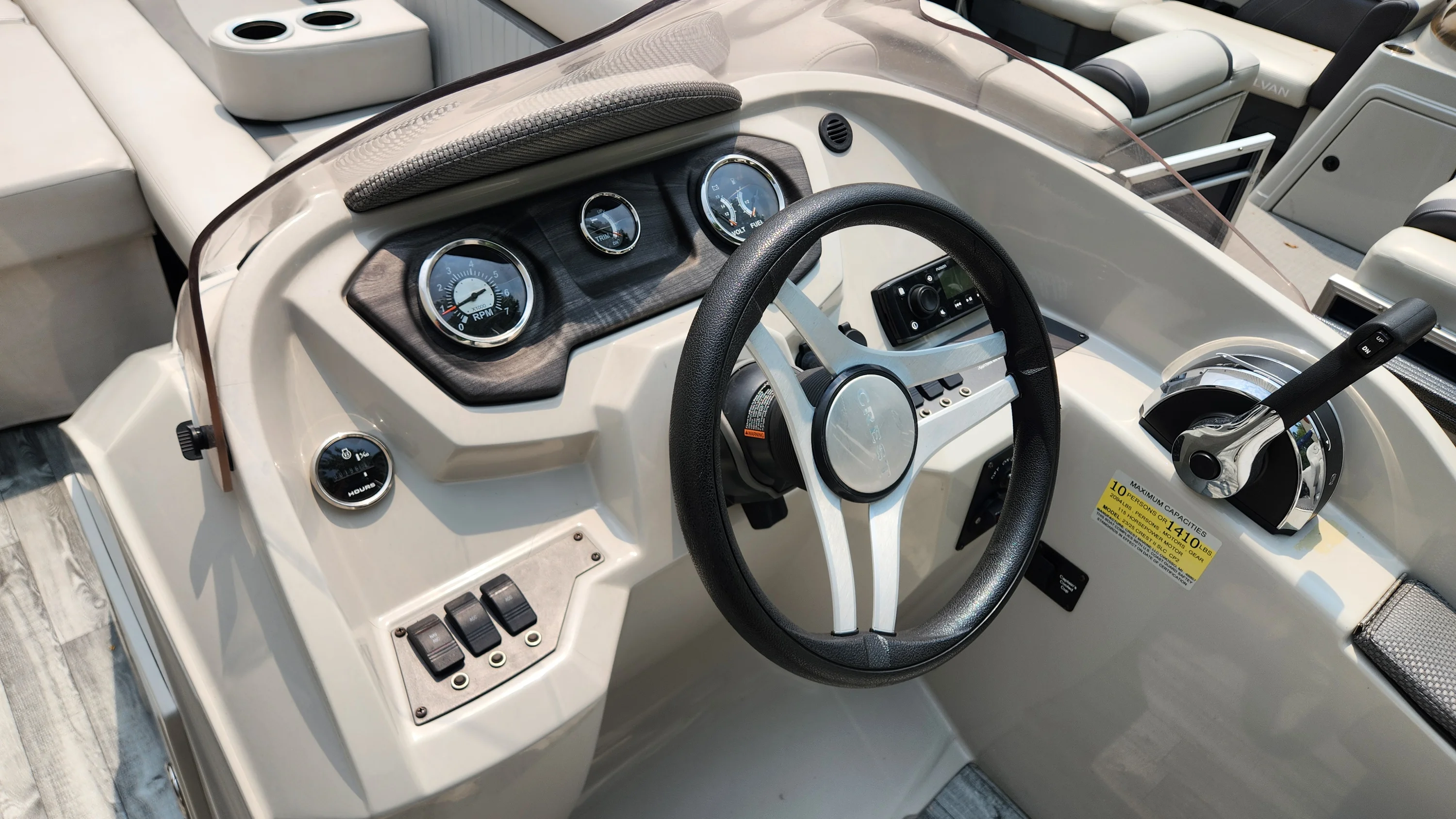 2018 Crest II 230 SLC Image Thumbnail #25