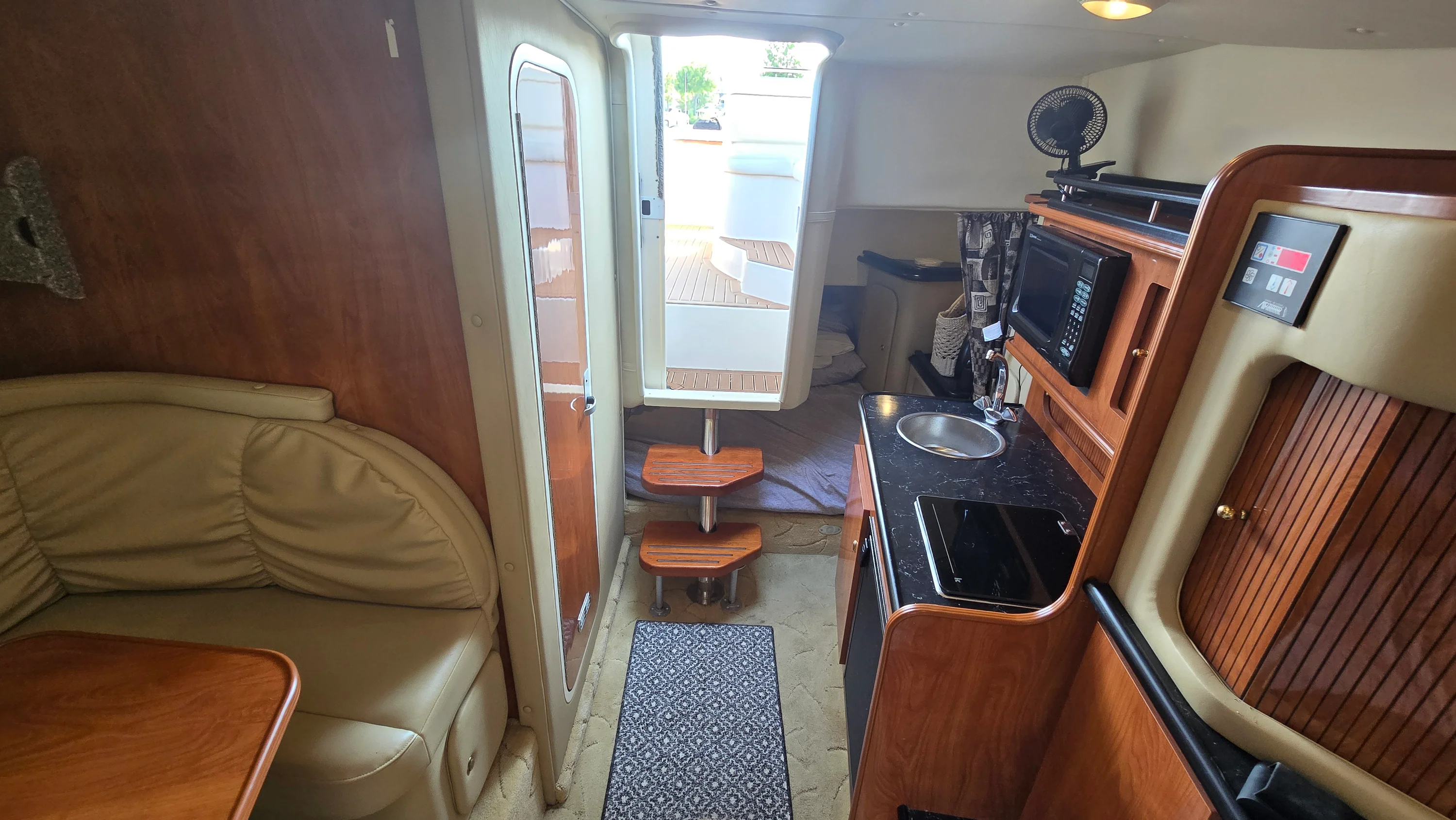 2004 Rinker 290 FIESTA VEE Image Thumbnail #16