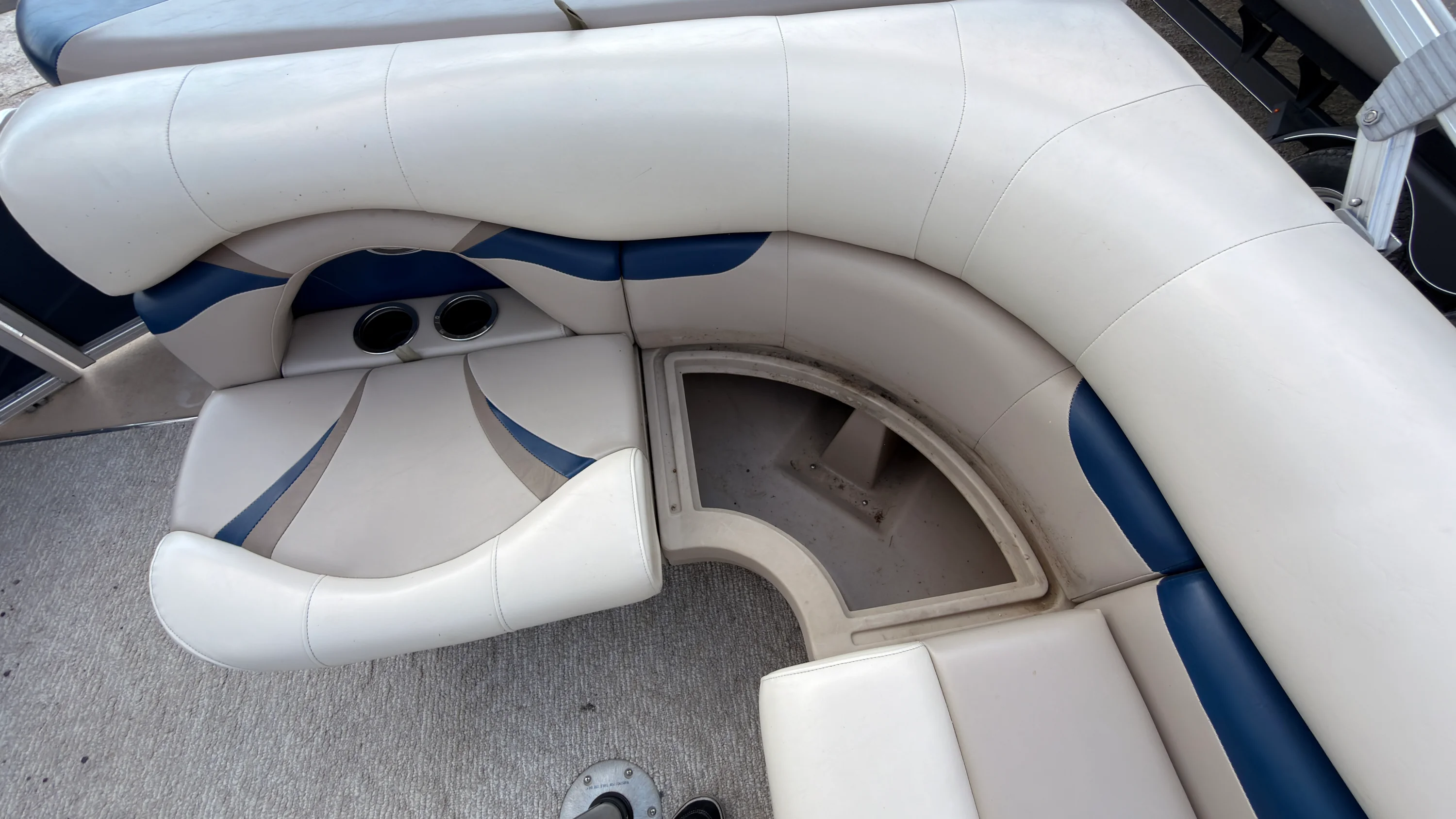 2011 Sylvan 820 MIRAGE Image Thumbnail #27