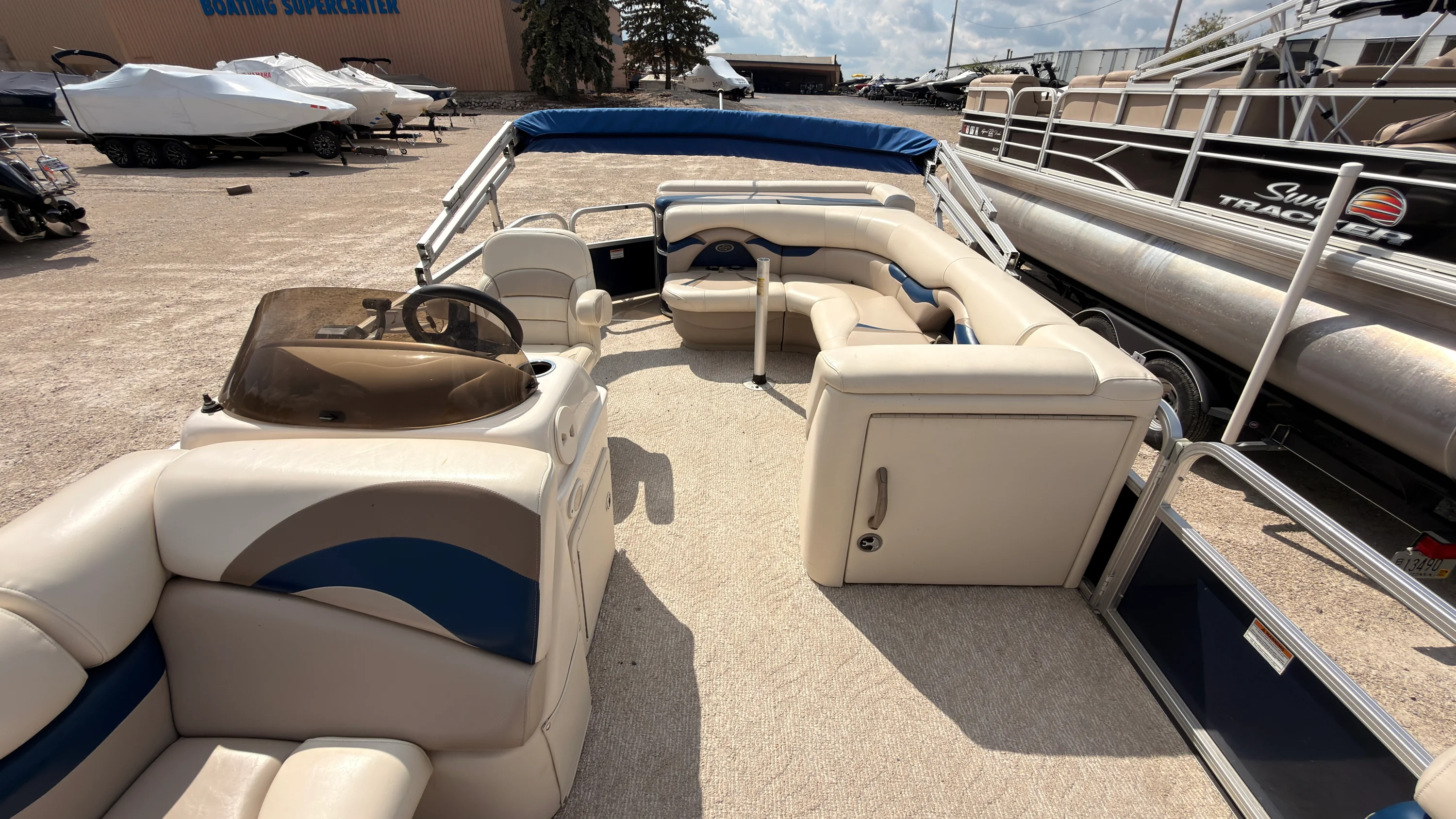 2011 Sylvan 820 MIRAGE Image Thumbnail #16