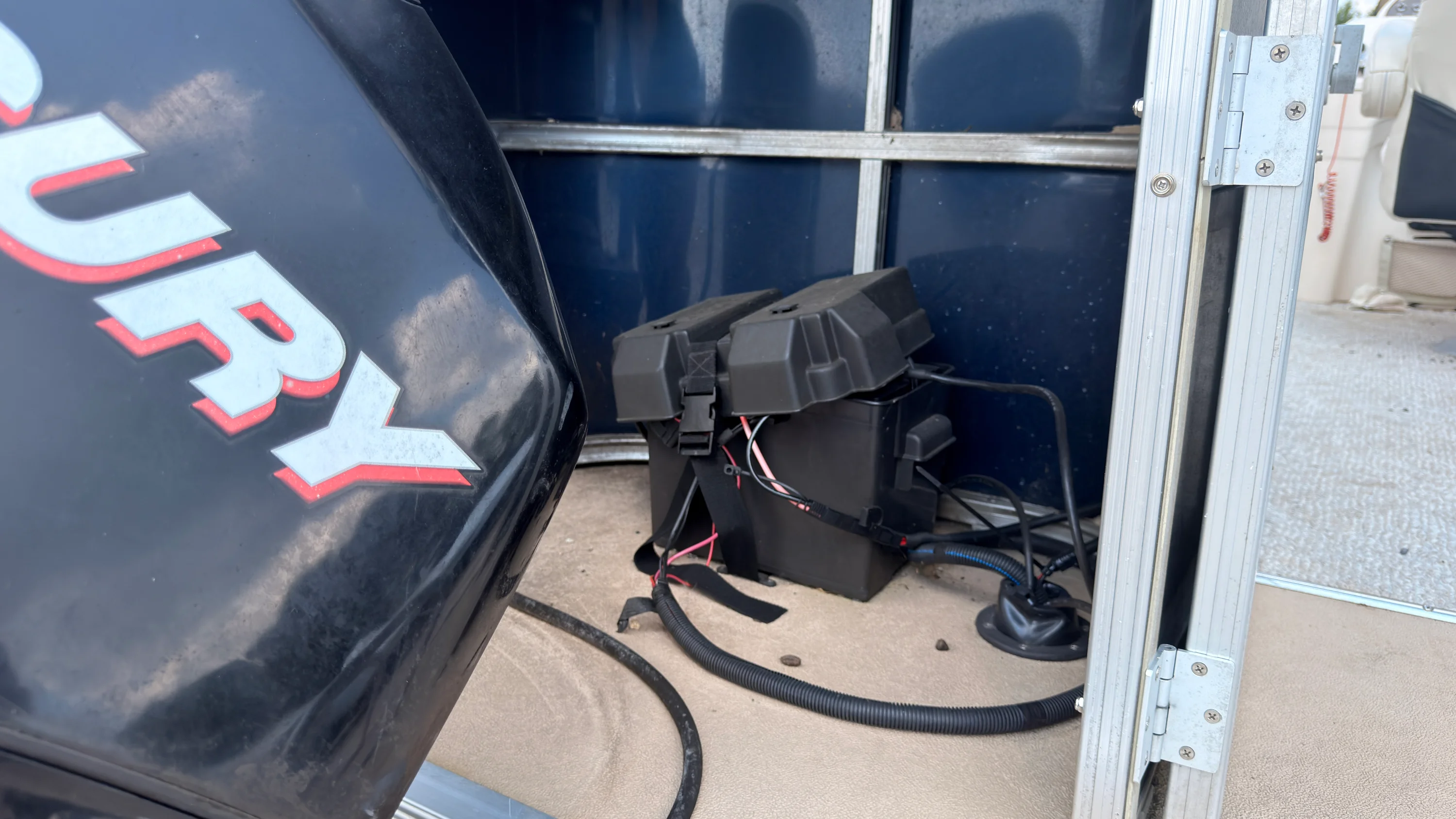 2011 Sylvan 820 MIRAGE Image Thumbnail #38